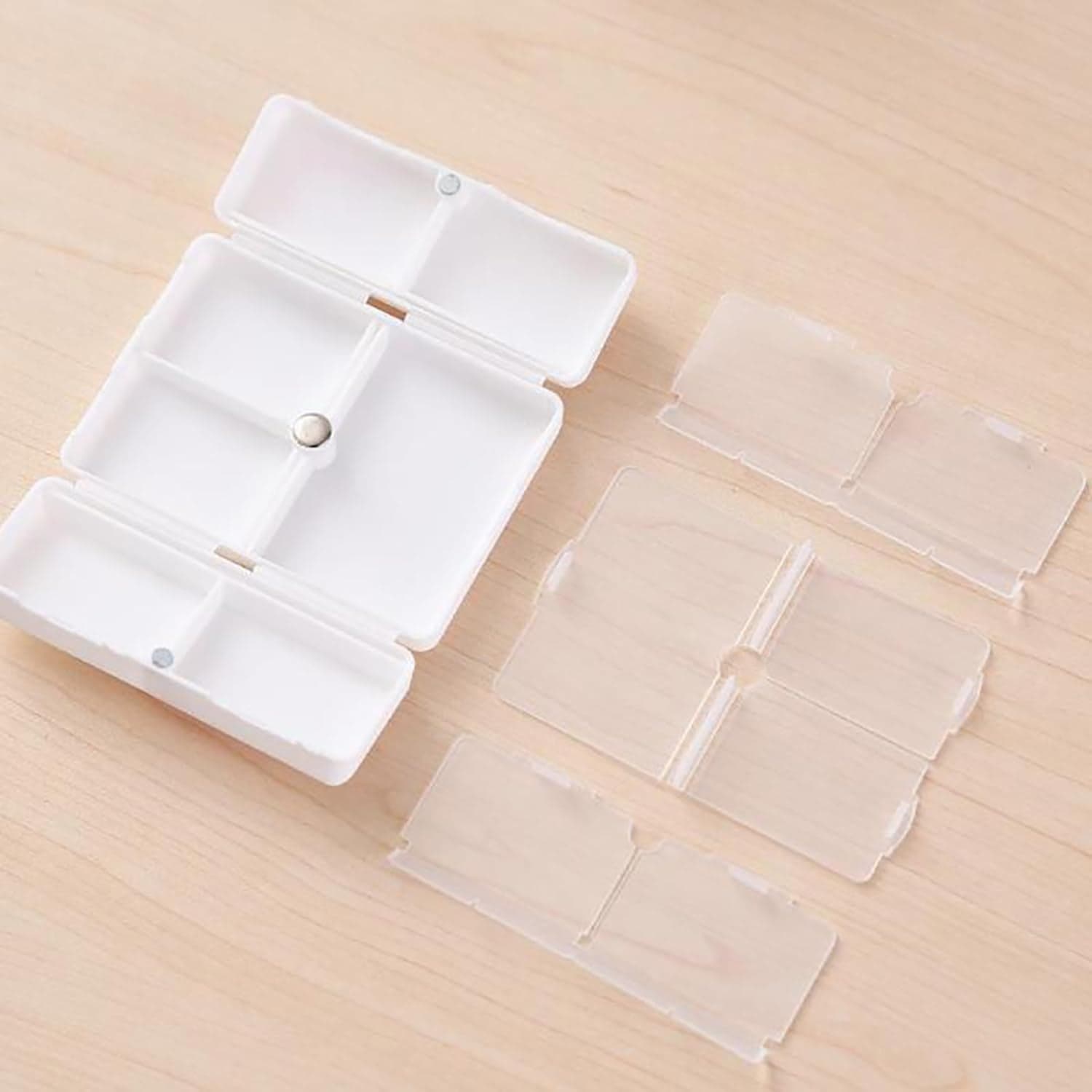 Magnetic Pill Organizer 7 Compartments Portable Pill Case Travel Pill Organizer (1 Pc) thumbnail 5