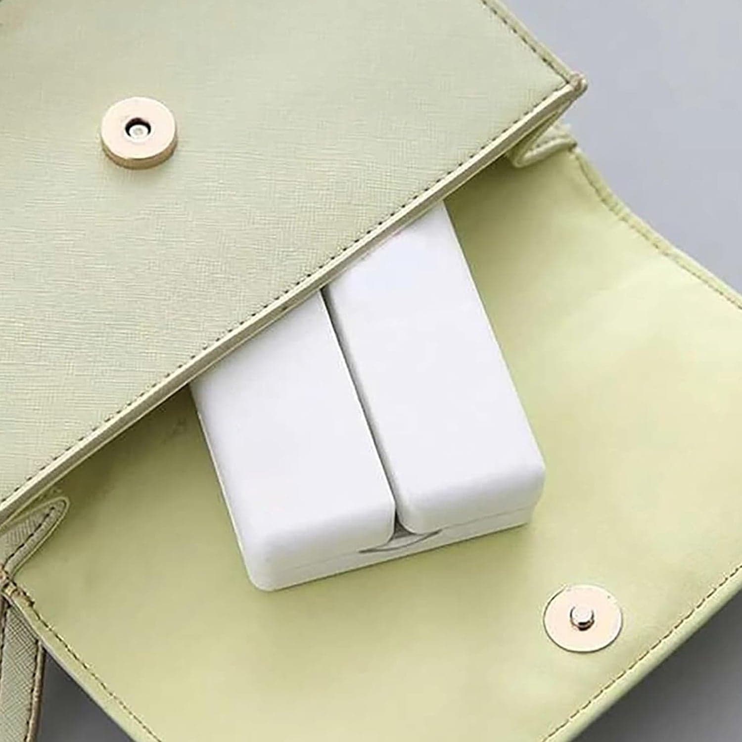 Magnetic Pill Organizer 7 Compartments Portable Pill Case Travel Pill Organizer (1 Pc) thumbnail 7