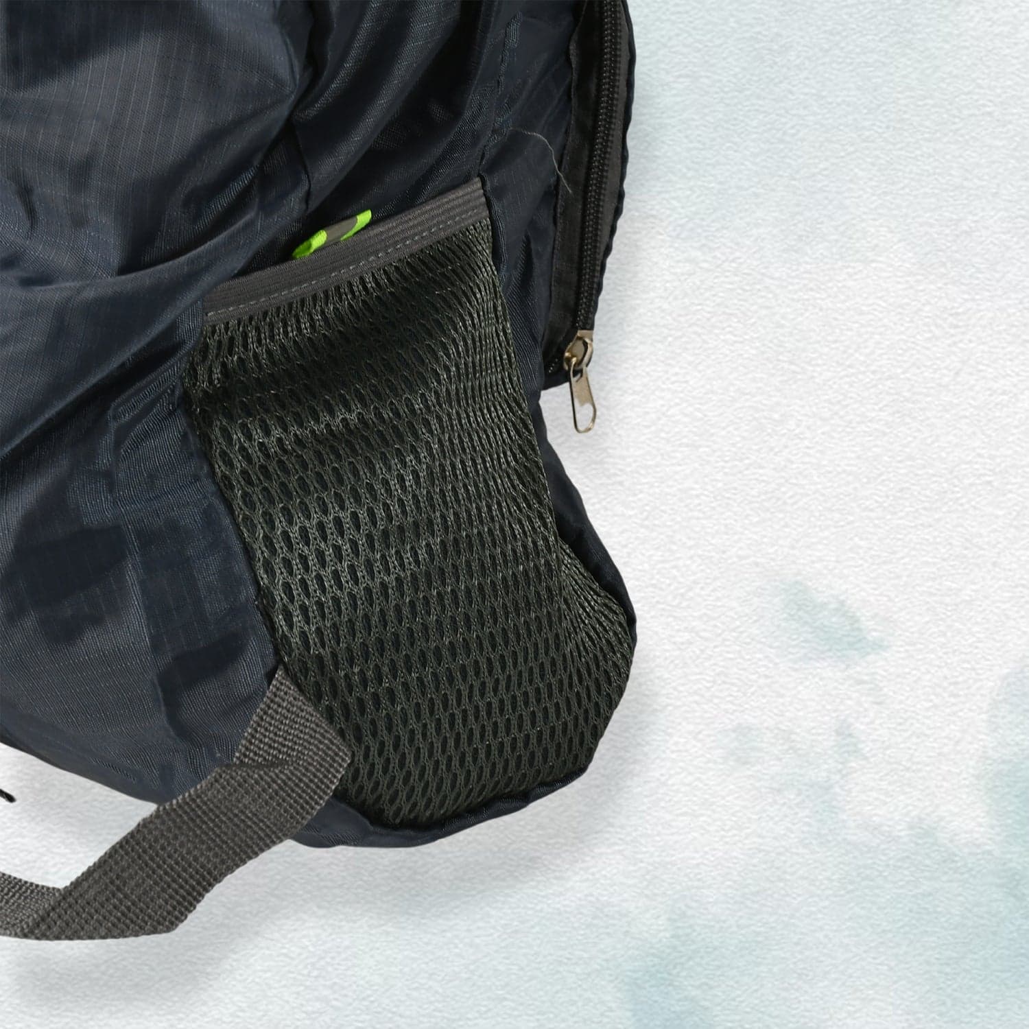Multi Functional Magic Travel Foldable Bag thumbnail 8