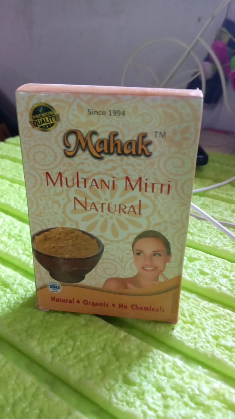 80gram Herbal Tan Removing Multani Mitti Face Pack For Skin Care Age Group thumbnail 8