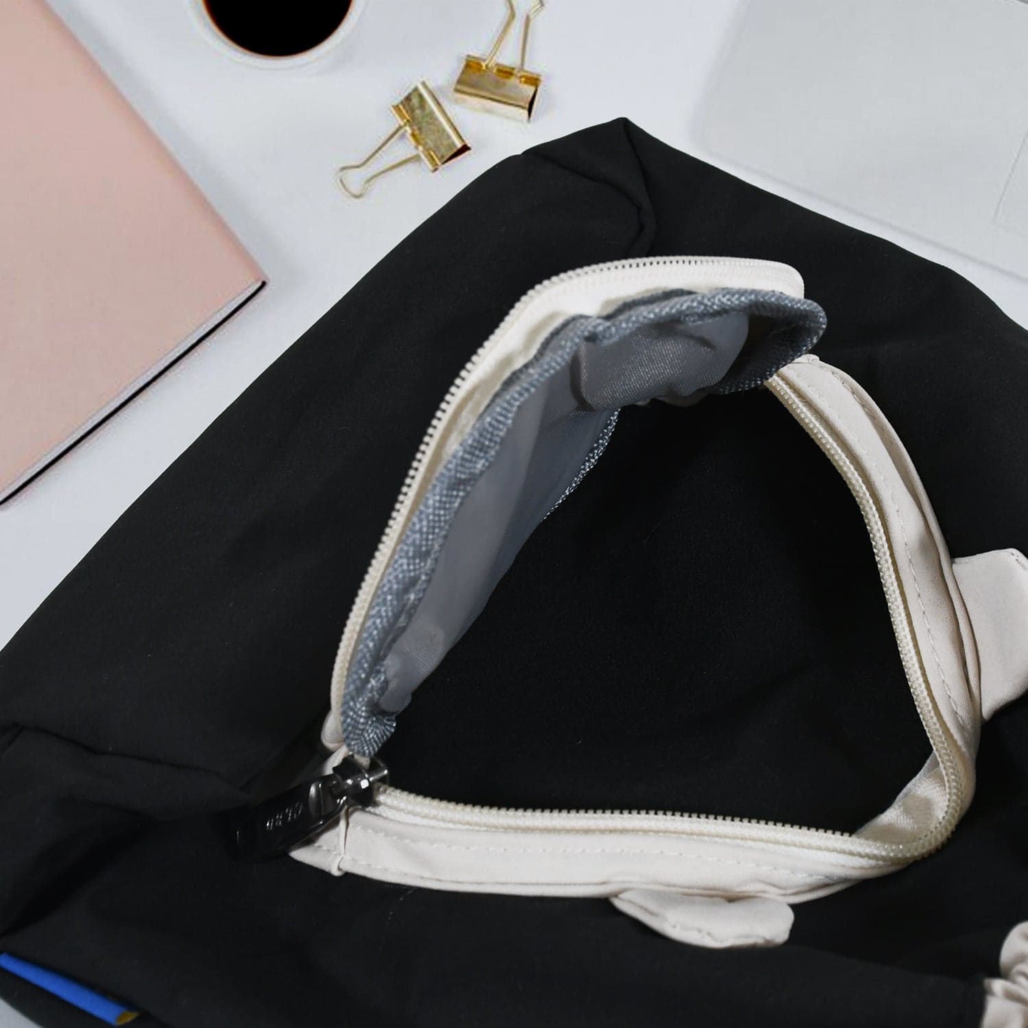 Women's Casual Canvas Handbag Fashion Personality Bag Travel Bag thumbnail 5