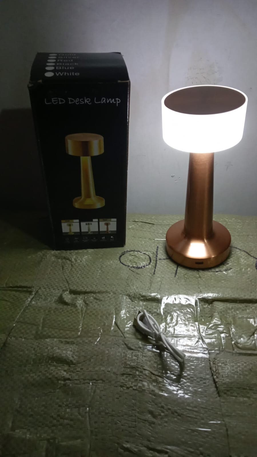 LED Lamp with Touch Control thumbnail 8