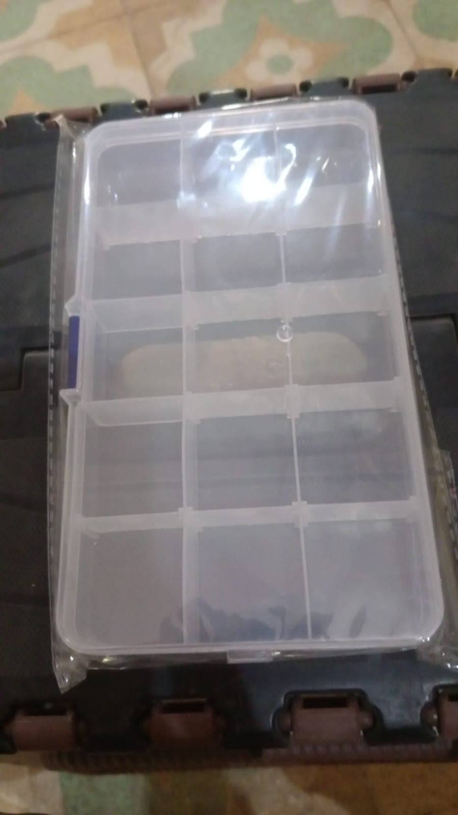 15-Grid Clear Plastic Jewelry Organizer Box with Dividers (1 Pc) thumbnail 8