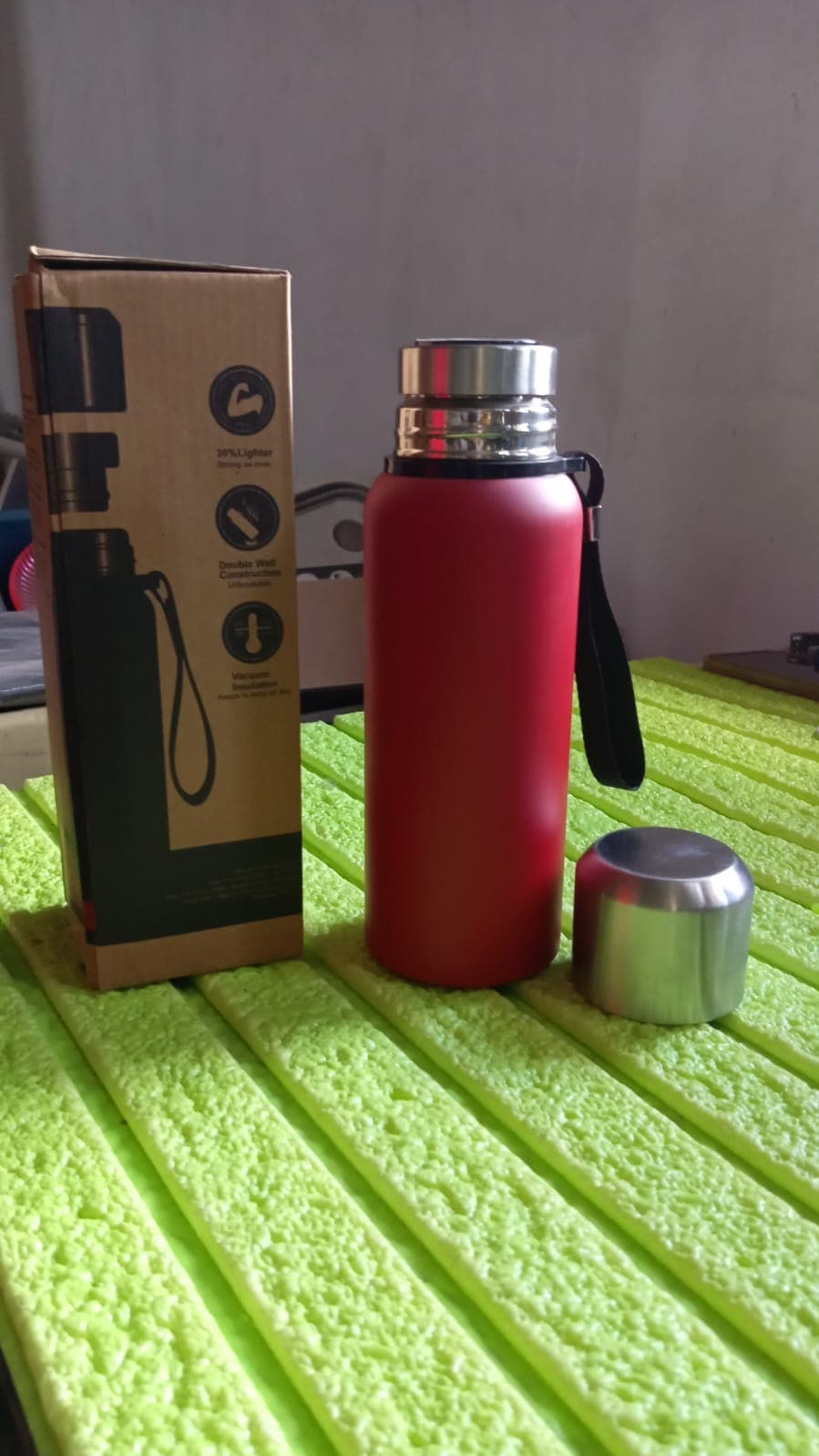 Stainless Steel Water Bottle thumbnail 6