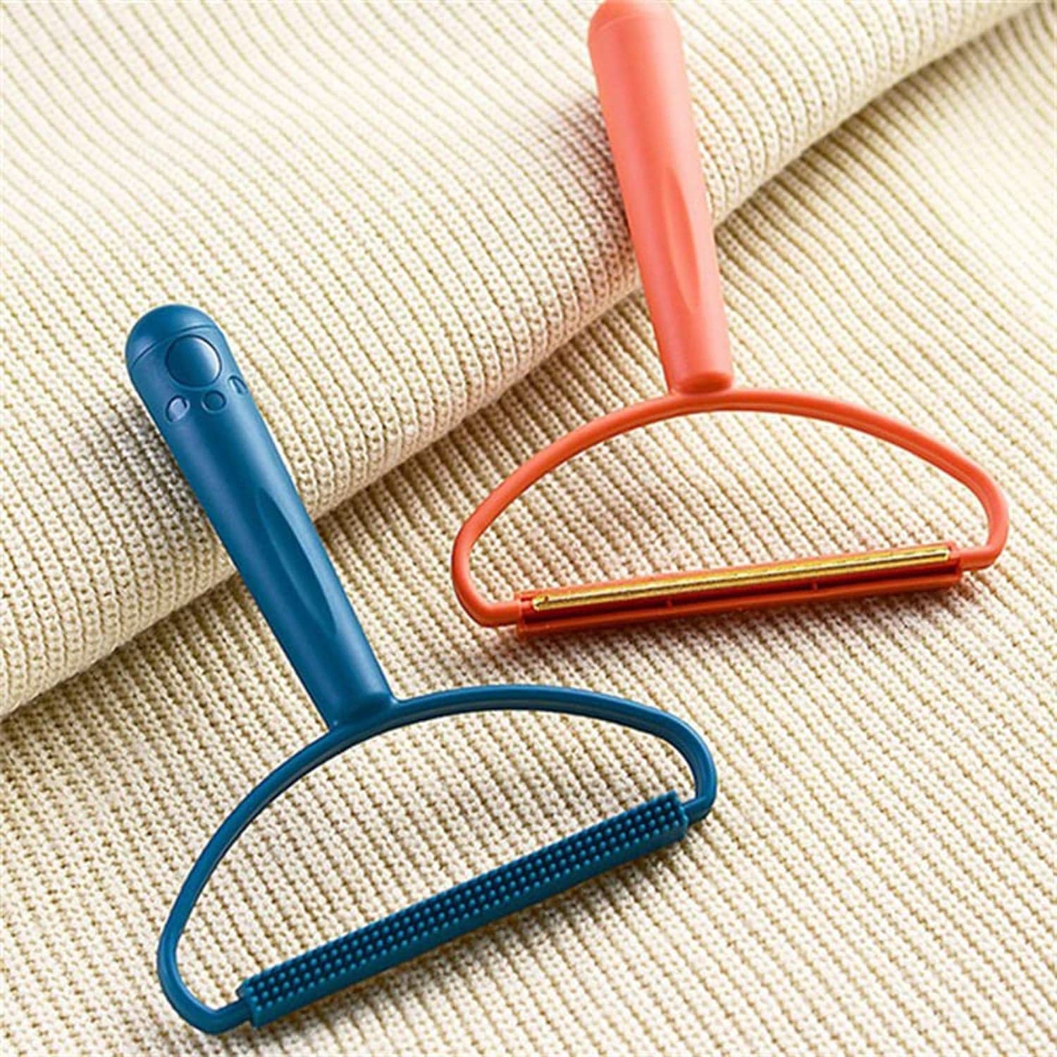 2-In-1 Portable Lint Remover Of Long-Handle Brush & Sticky Roller For Clothes thumbnail 5