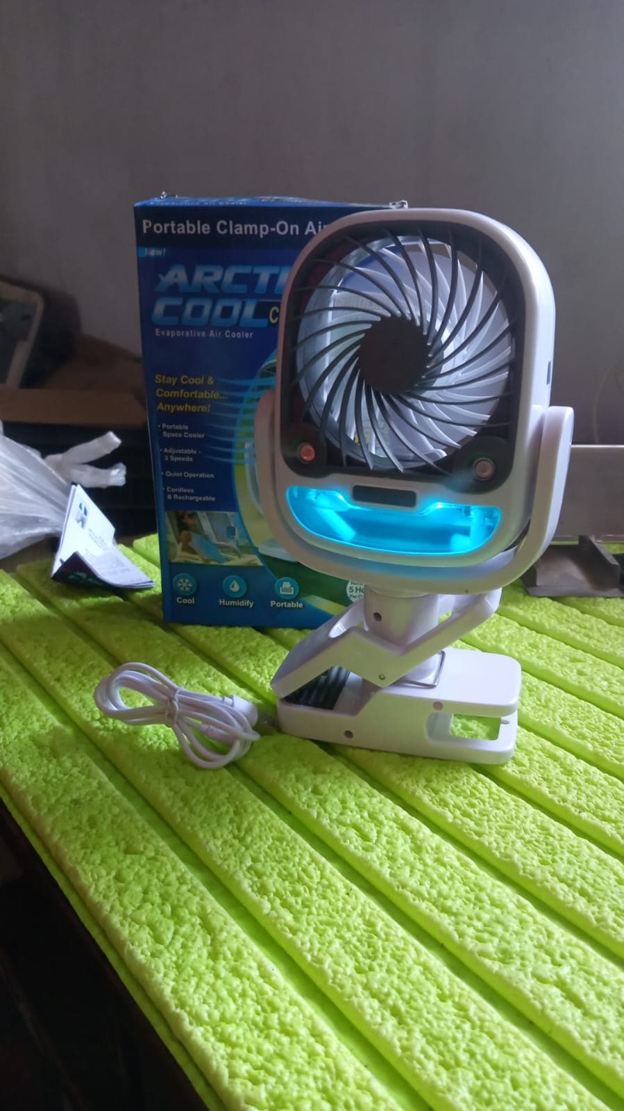 Air Portable Fan Grip Go 3 Speed Small Fan thumbnail 8