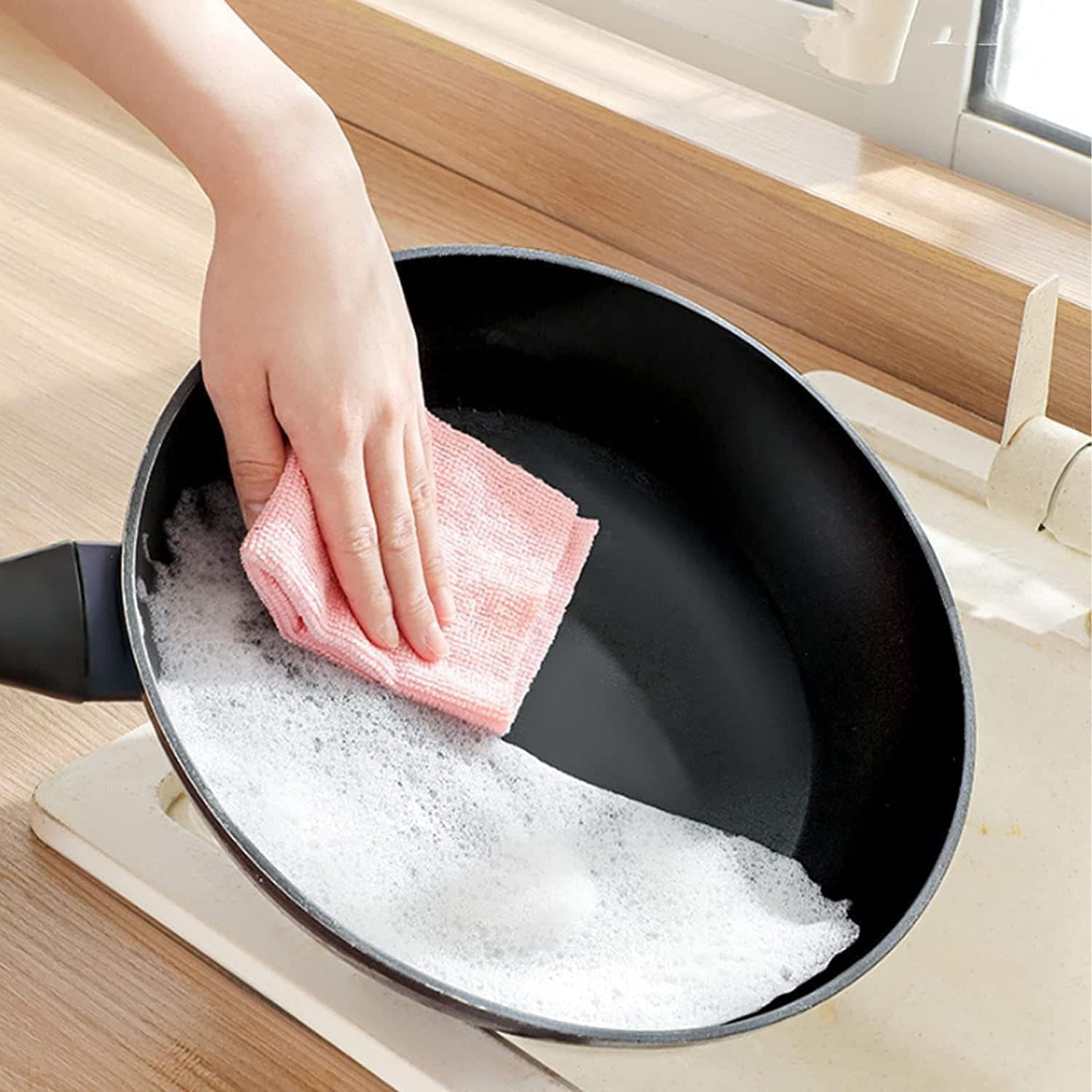 Microfiber Cleaning Cloth with Box (10 Pcs Set) thumbnail 6