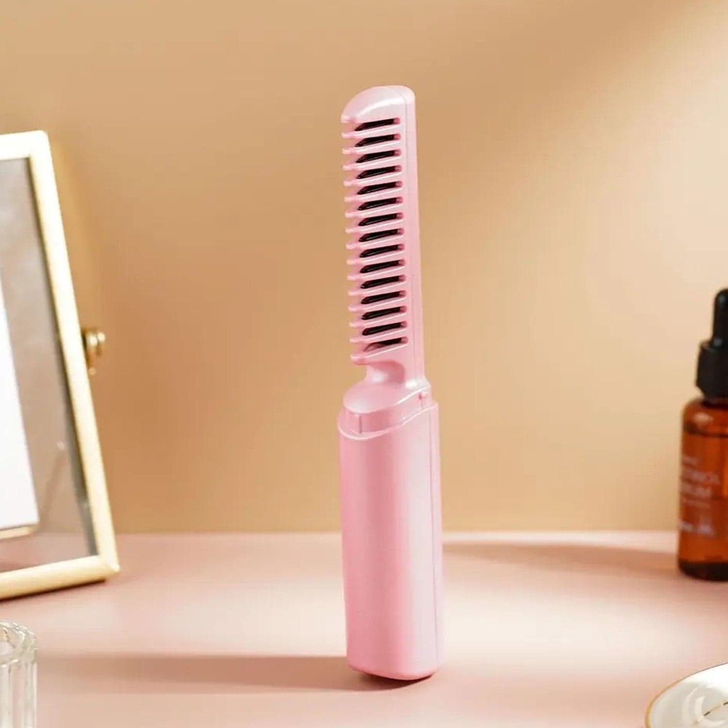 Rechargeable Mini Hair Straightener thumbnail 5