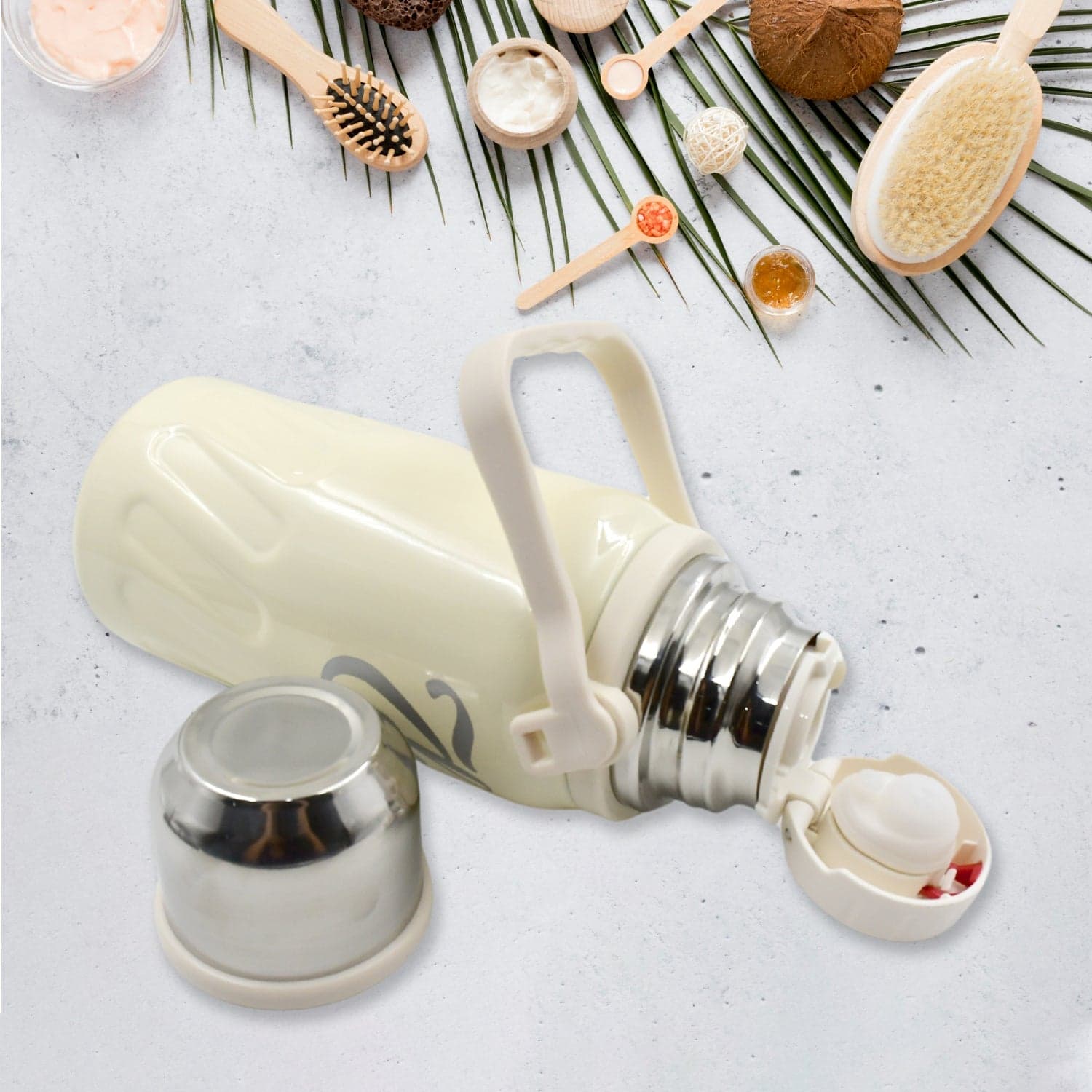 Stainless Steel Vacuum Insulated Water Bottle 1200 Ml thumbnail 3