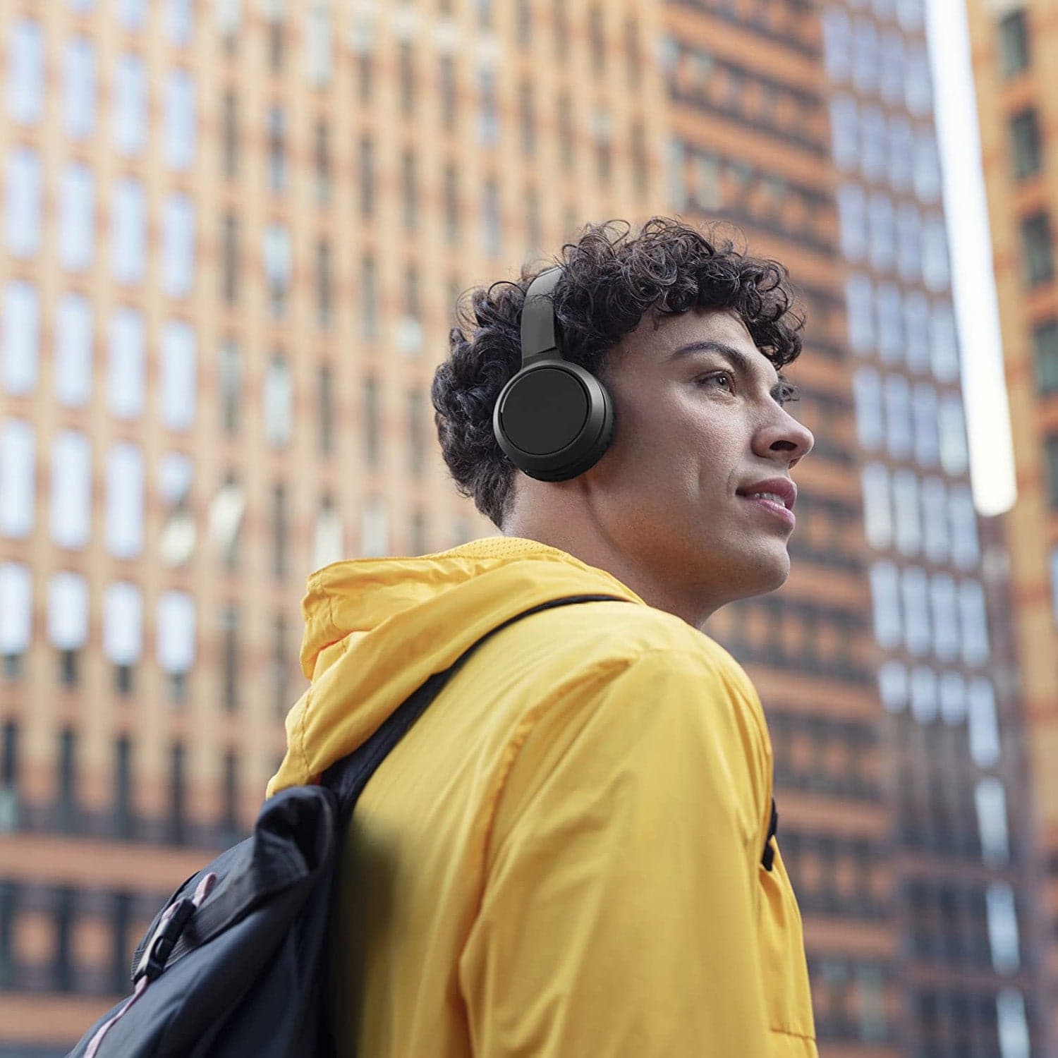 Foldable Wireless Headphone with Calling Function (1 Pc) thumbnail 3