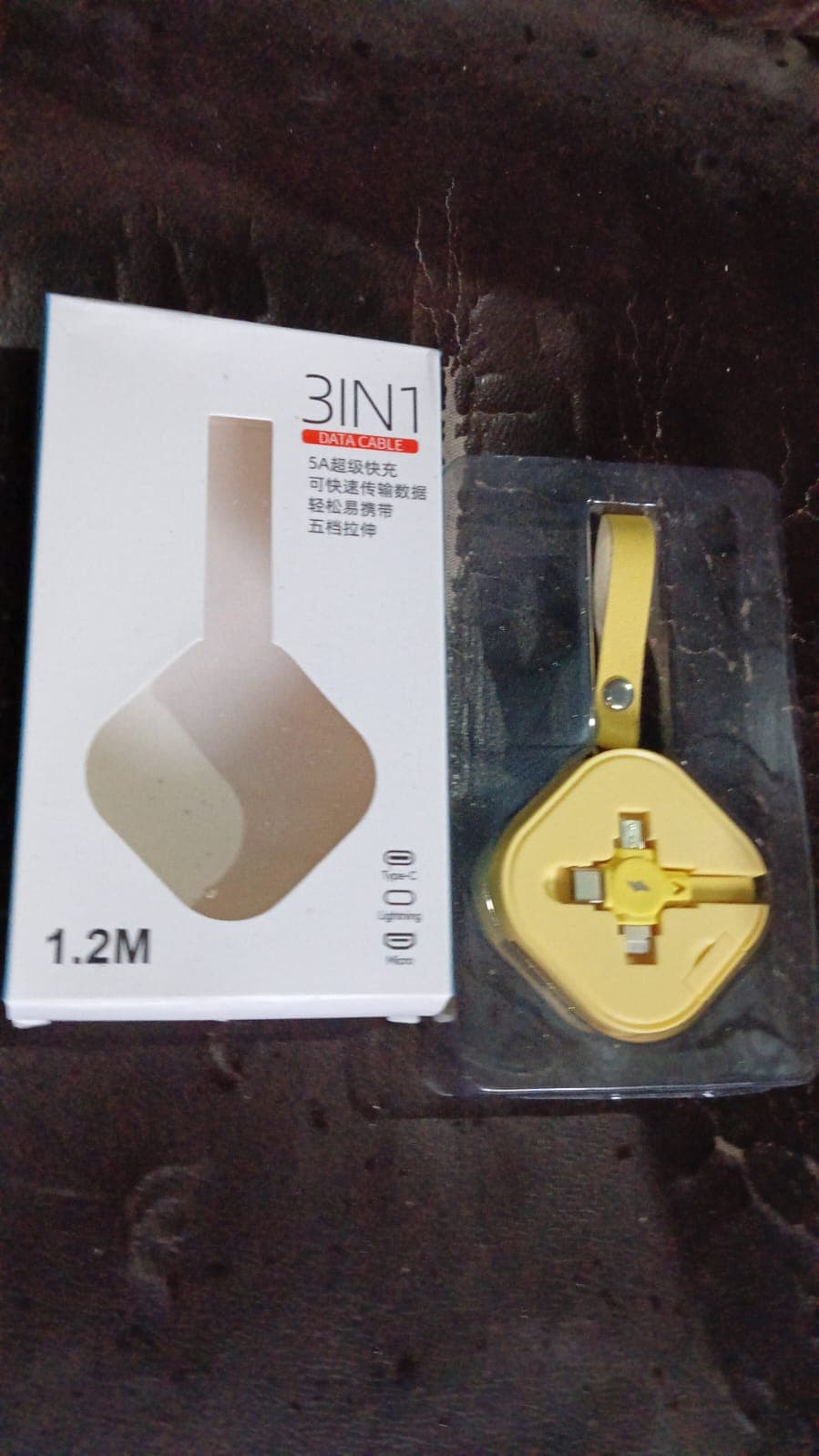 3 in 1 Charger Cable, Retractable Type, Compatible with Smartphones (1 Pc) thumbnail 7