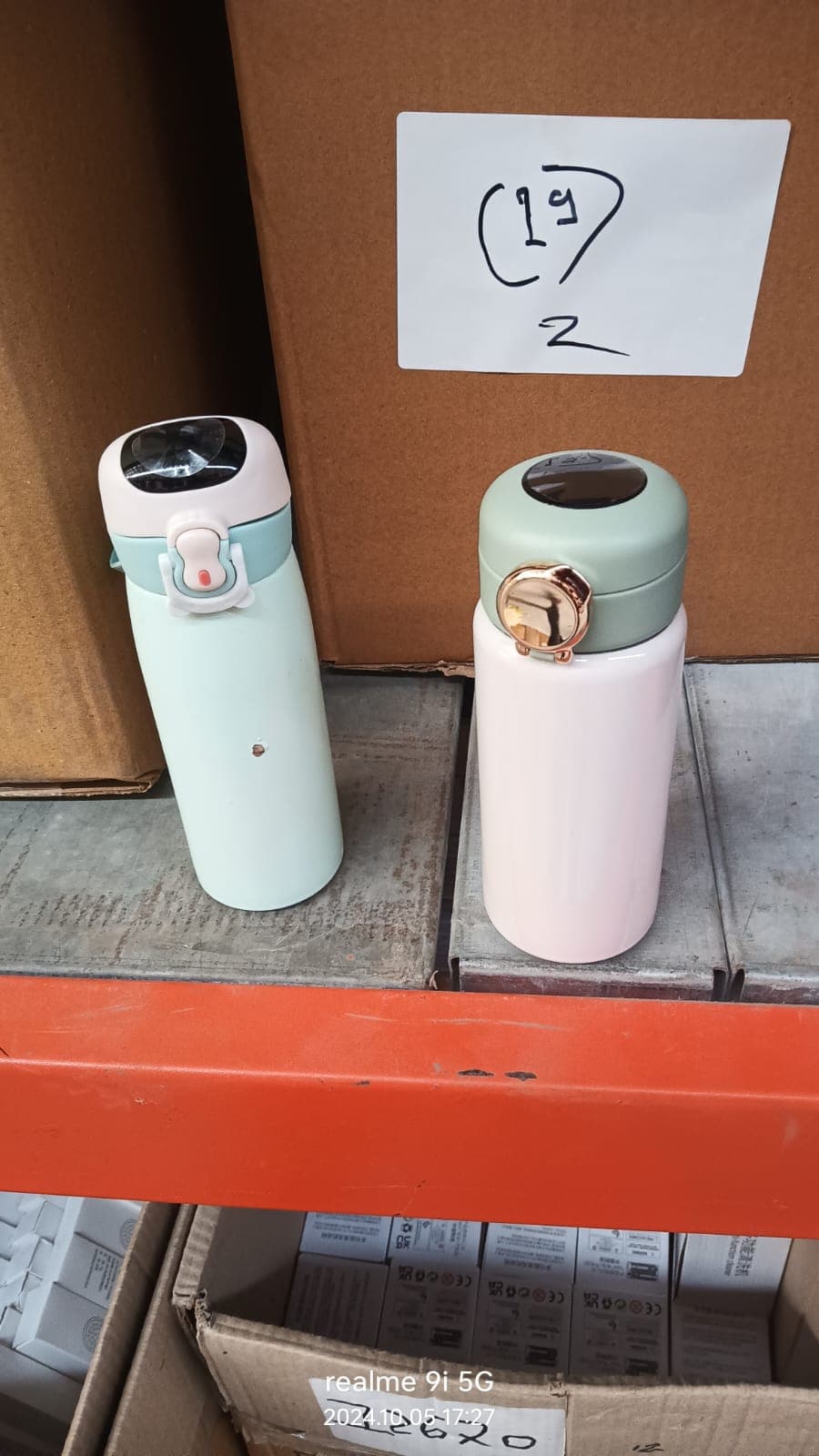 Smart Vacuum Insulated Water Bottle with LED Temperature Display (450 ML Approx / Mix Color & Design) thumbnail 9