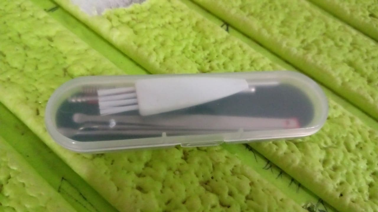 Small 6 Pcs Earwax Removal Kit thumbnail 8