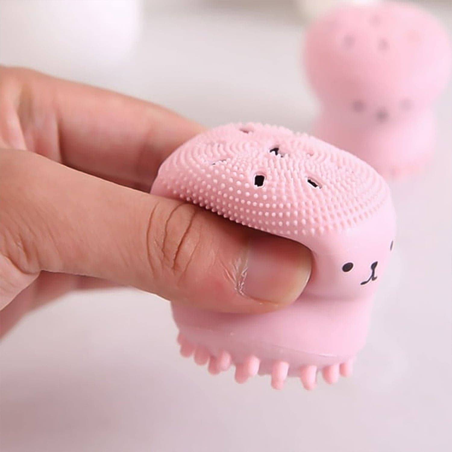Cute Octopus Shape Silicone Face Scrubber Massager (1 Pc) thumbnail 4