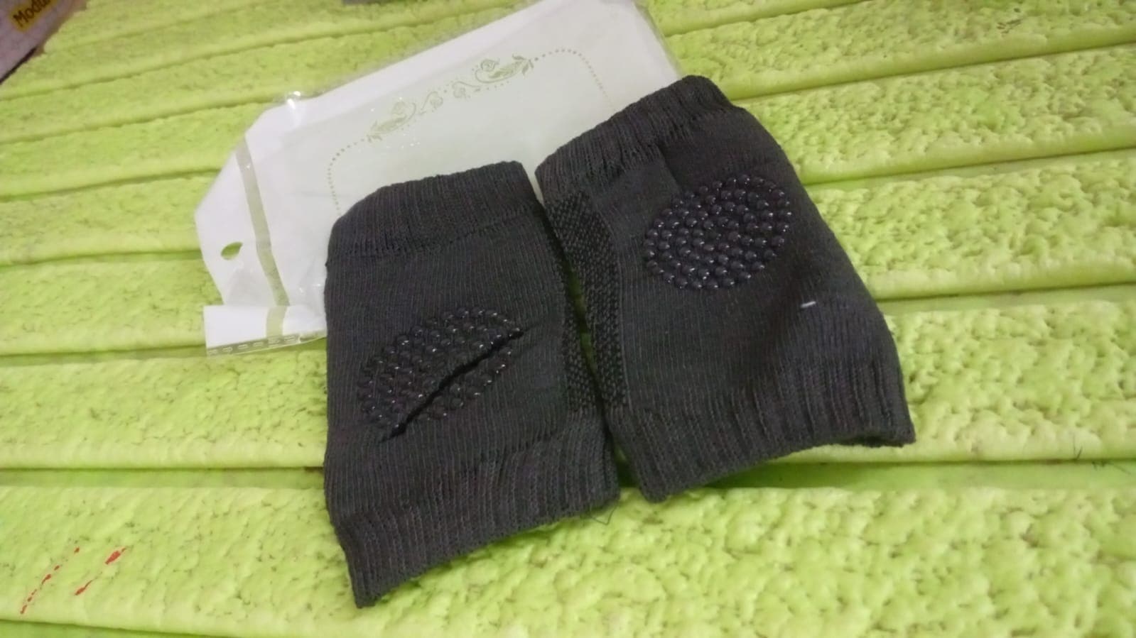 1 Pairs Baby Knee Pads for Crawling (1 Pair / 6 Cm) thumbnail 7