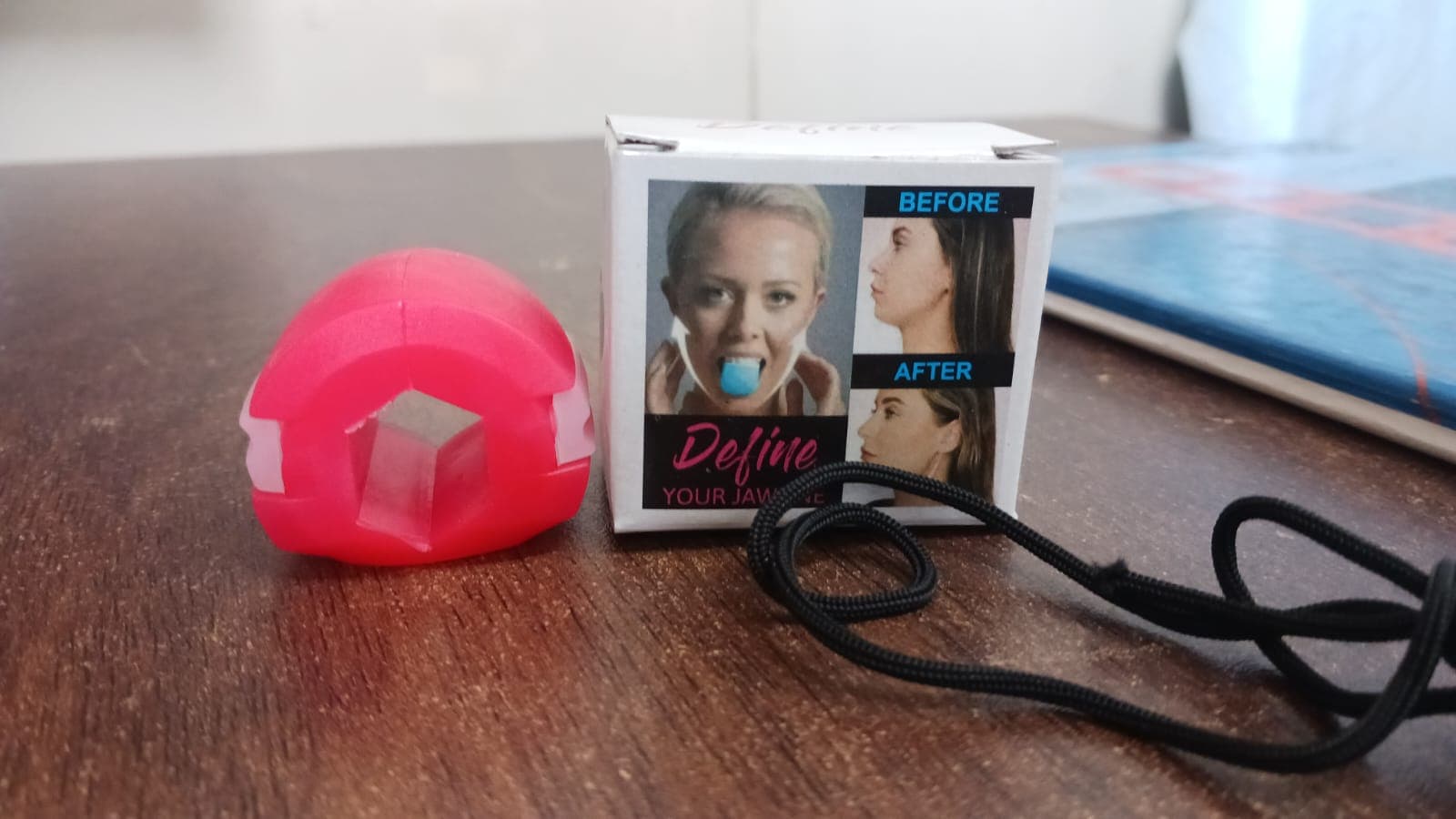 Cn Red Mouth Exerciser Used To Gain Sharp And Chiselled Mouth Easily And Fast. thumbnail 6