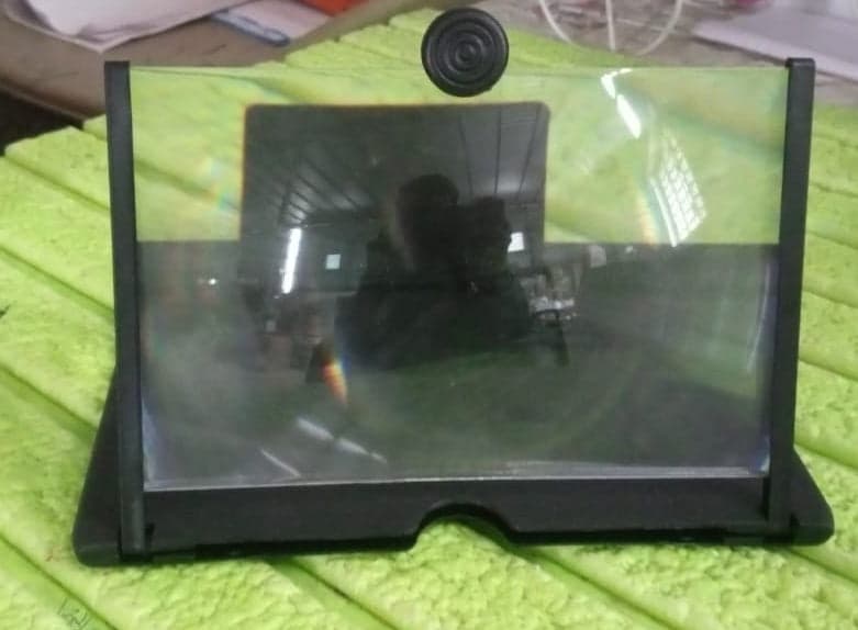3D HD Mobile Phone Magnifier Amplifier (8.5 inch / 1 Pc) thumbnail 7