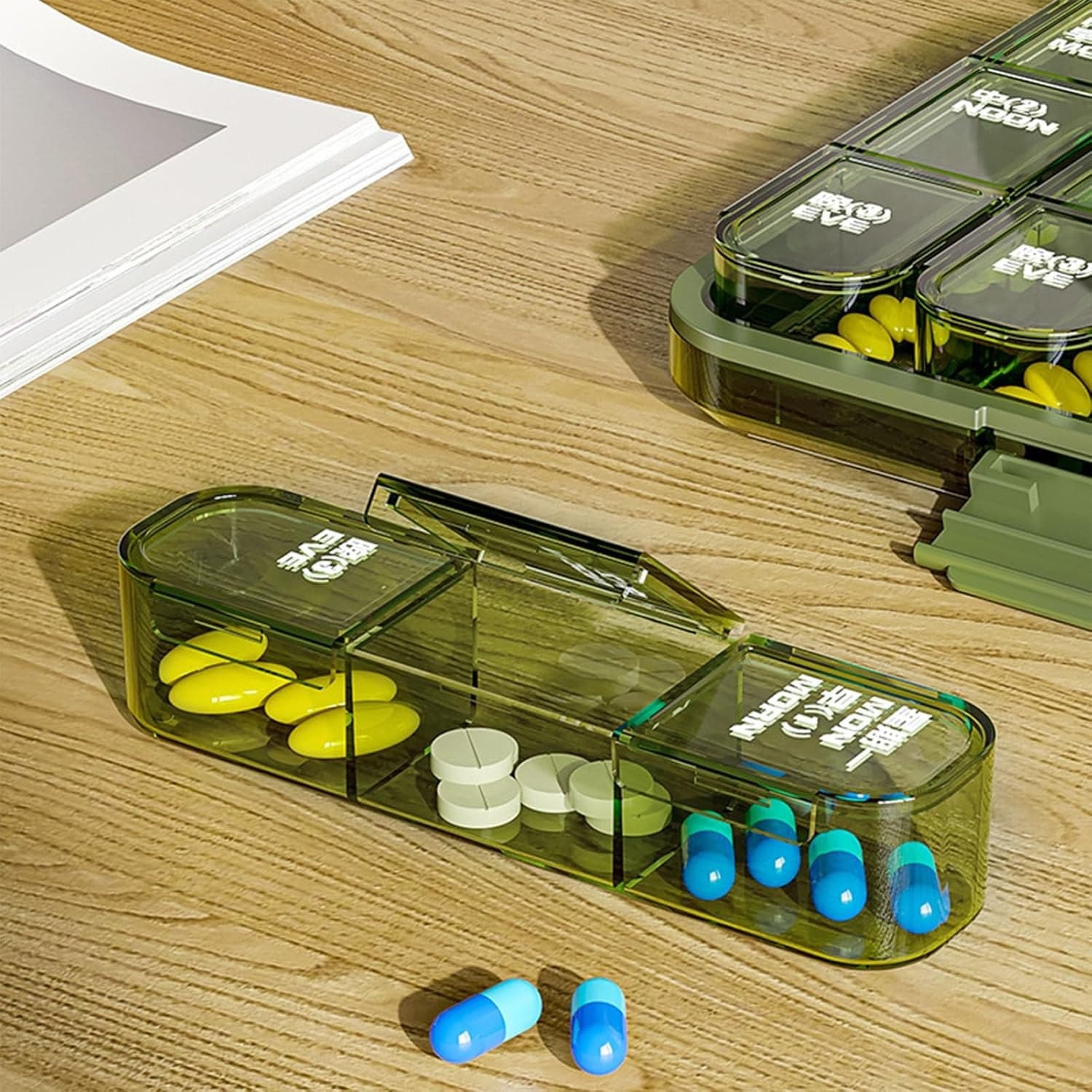 Portable Weekly Pill Box Organiser Daily Pill Keeper 21 Grid Container (1 Pc) thumbnail 4