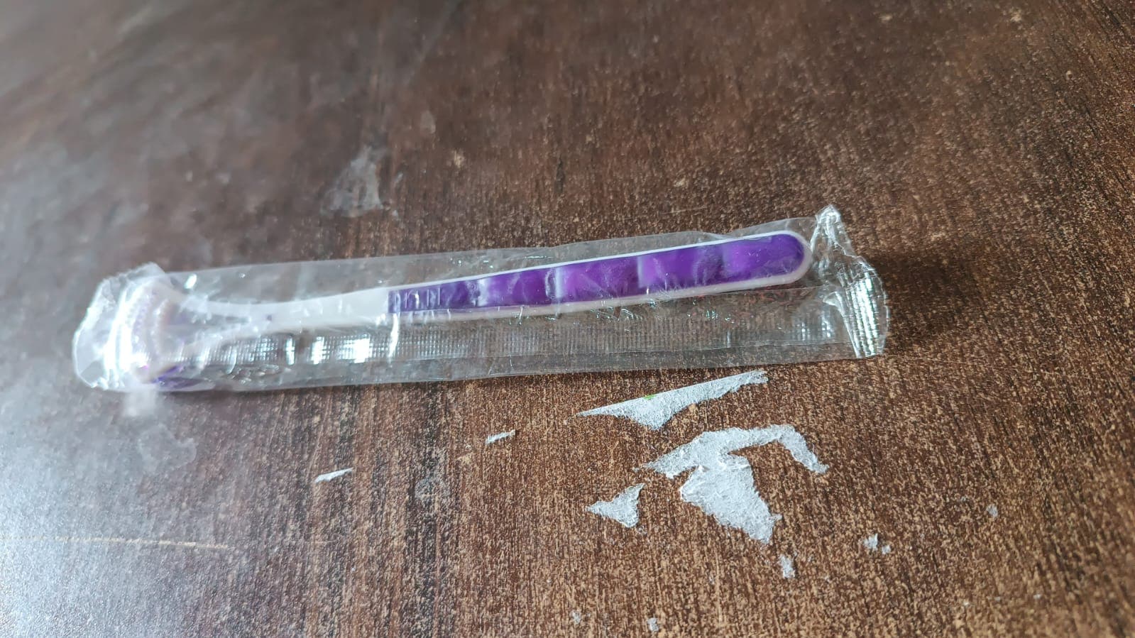 Tongue Cleaner and Scraper (1 Pc / Mix Color) thumbnail 9