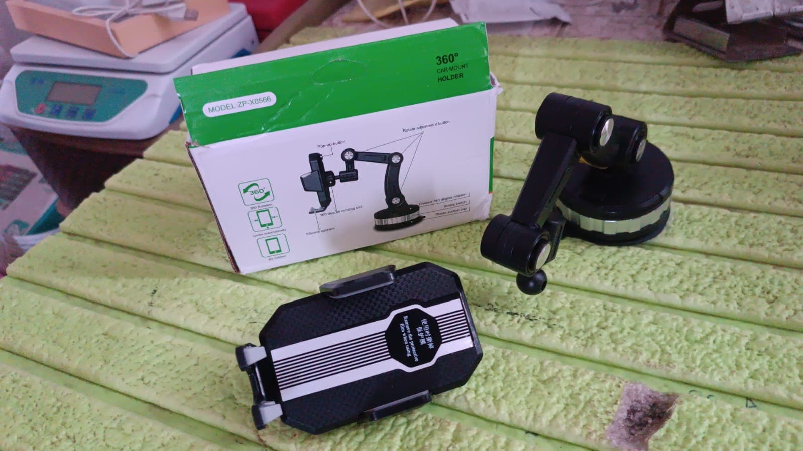 360° Rotation Car Phone Holder Mount (1 Pc) thumbnail 9
