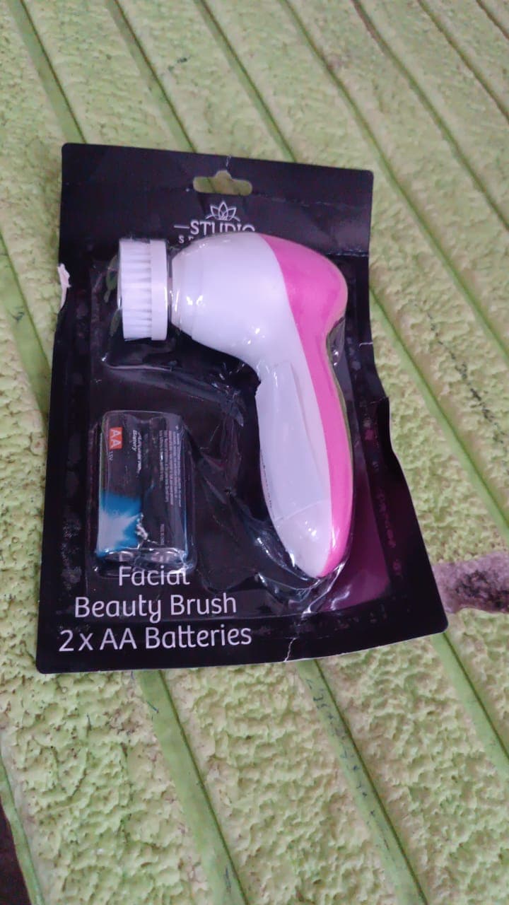 Facial Beauty Brush, Face Massager (1 Pc / With 2 AA Battery Included) thumbnail 7