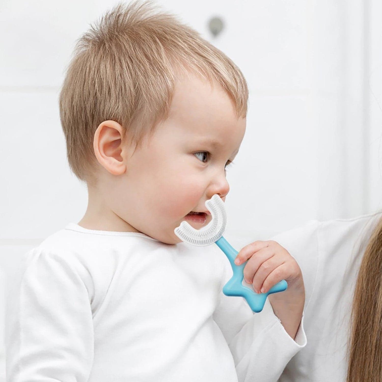 Star / U-Shape Silicone Manual Toothbrush (1 Pc) thumbnail 6