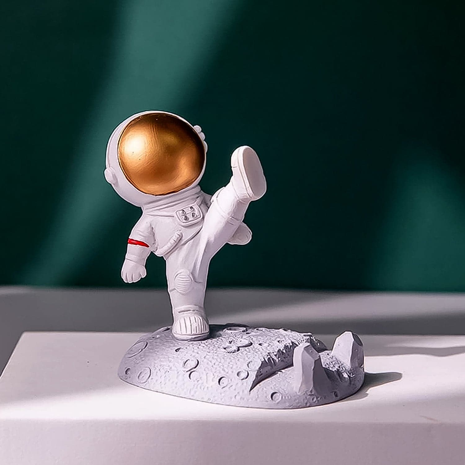 Mobile Holder Astronaut Phone Stand Planet Creative Fun 3D Design (1 Pc / Mix Design) thumbnail 1