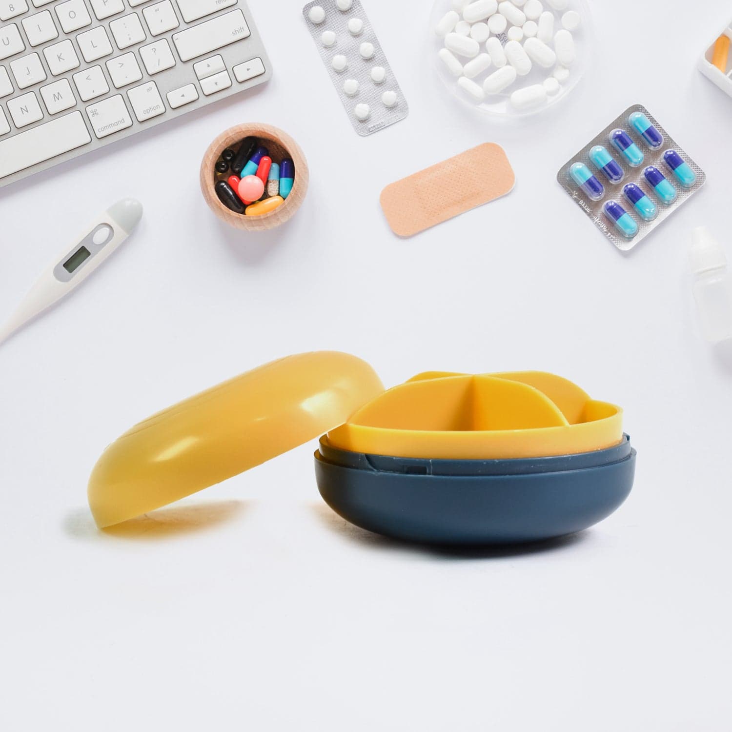 Portable Round Shape 4 Compartments Pill Box (1 Pc / With Color Box) thumbnail 4