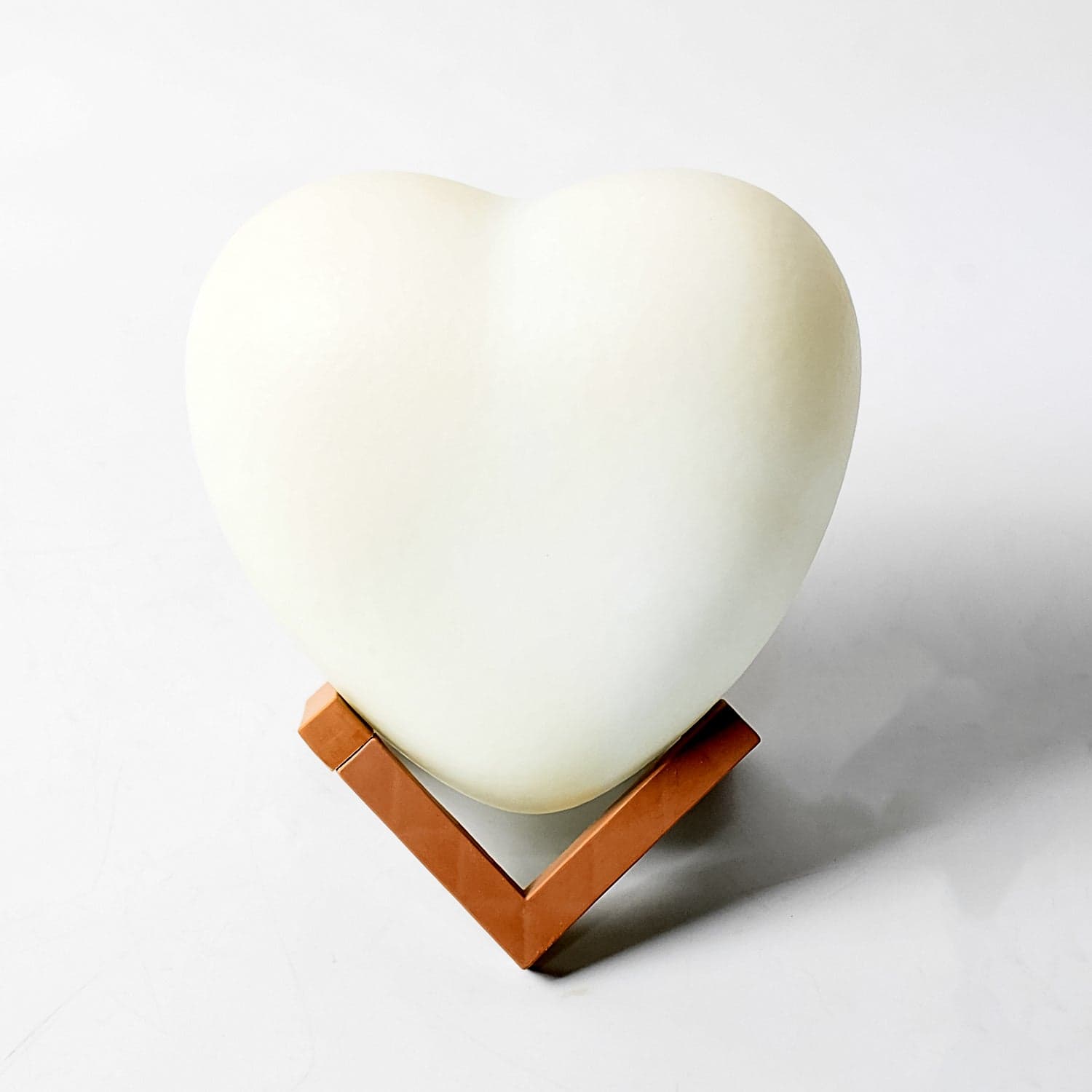 3D Heart Shape Moon Night Lamp with Plastic Stand (13 x12 Cm / 1 Pc) thumbnail 5