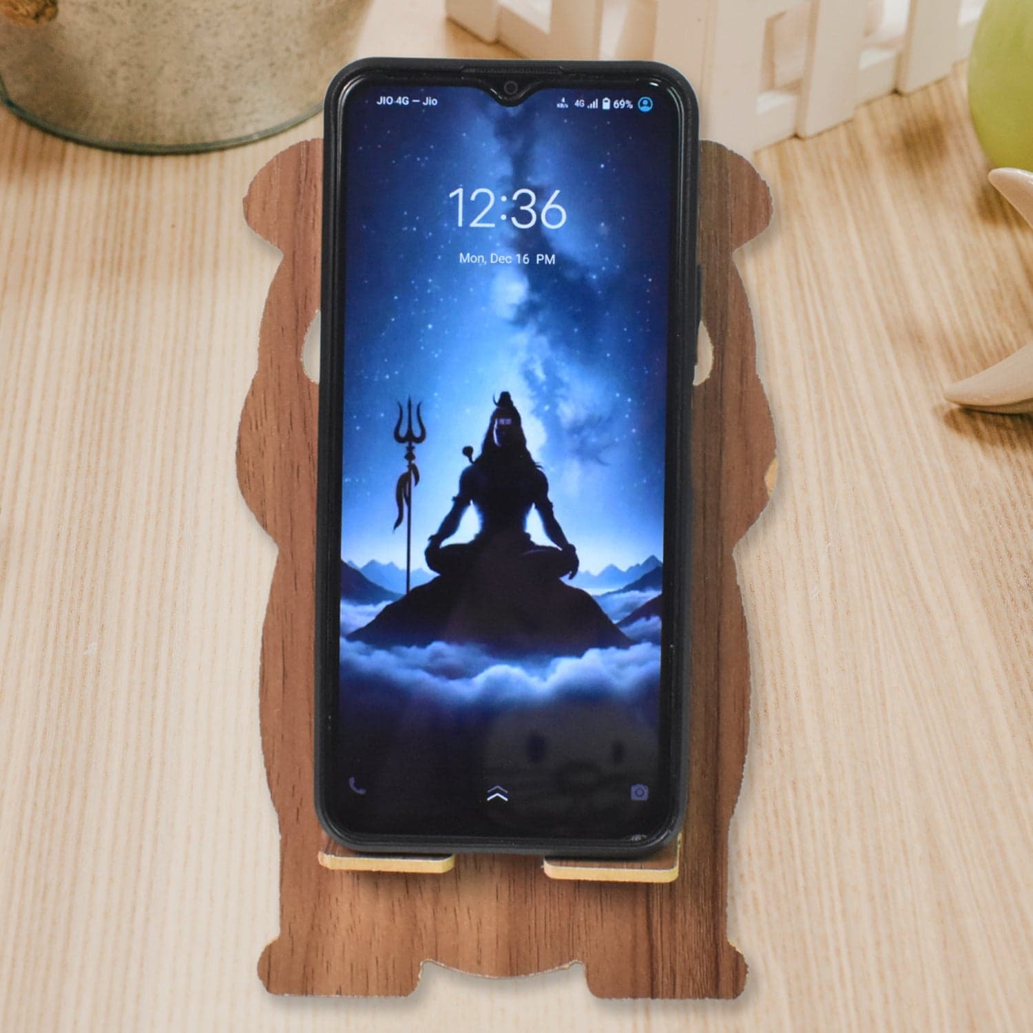 Wooden Cartoon Shape Design Mobile Stand (1 Pc) thumbnail 6