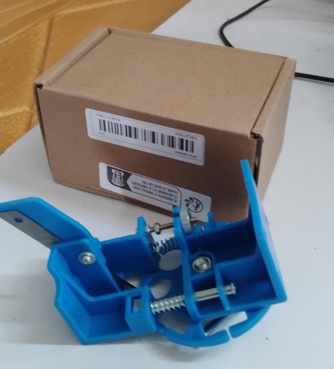 Wire Stripper Quick Stripping Machine for Copper Recycling (1 Pc) thumbnail 7