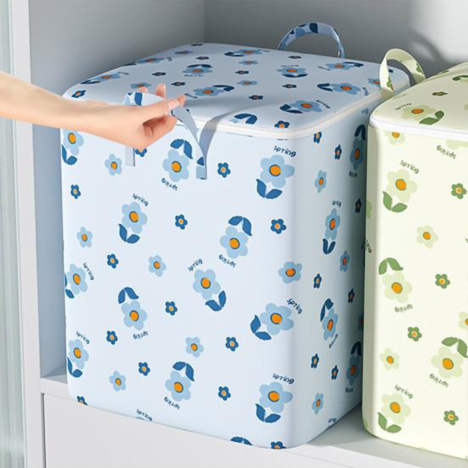 Foldable Clothes Storage Comforter Organizer Storage (180 L) thumbnail 1