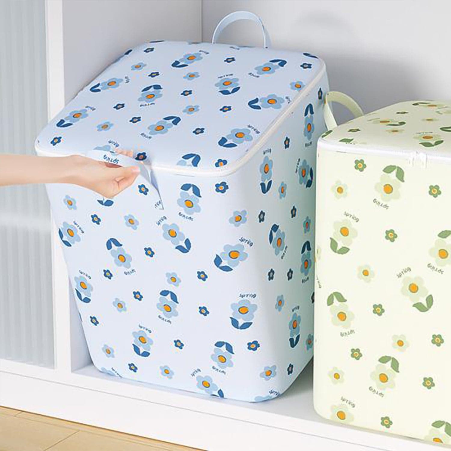 Foldable Clothes Storage Comforter Organizer Storage (180 L) thumbnail 6