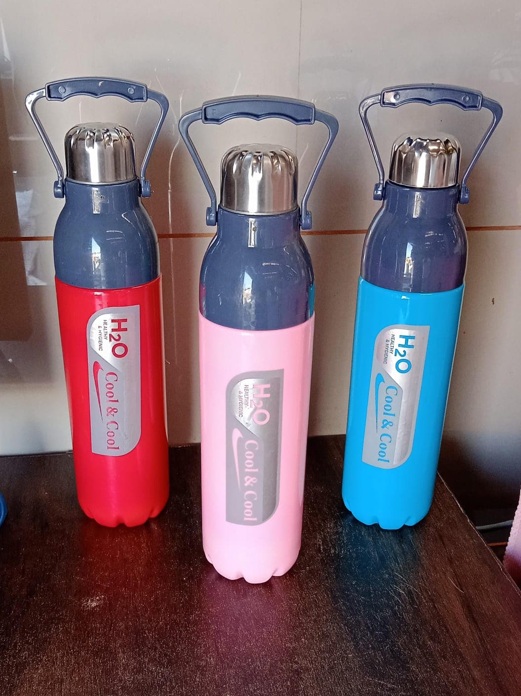 Plastic Sports Bottle Insulated, Leakproof, BPA-Free (1100Ml / Mix Color) thumbnail 7