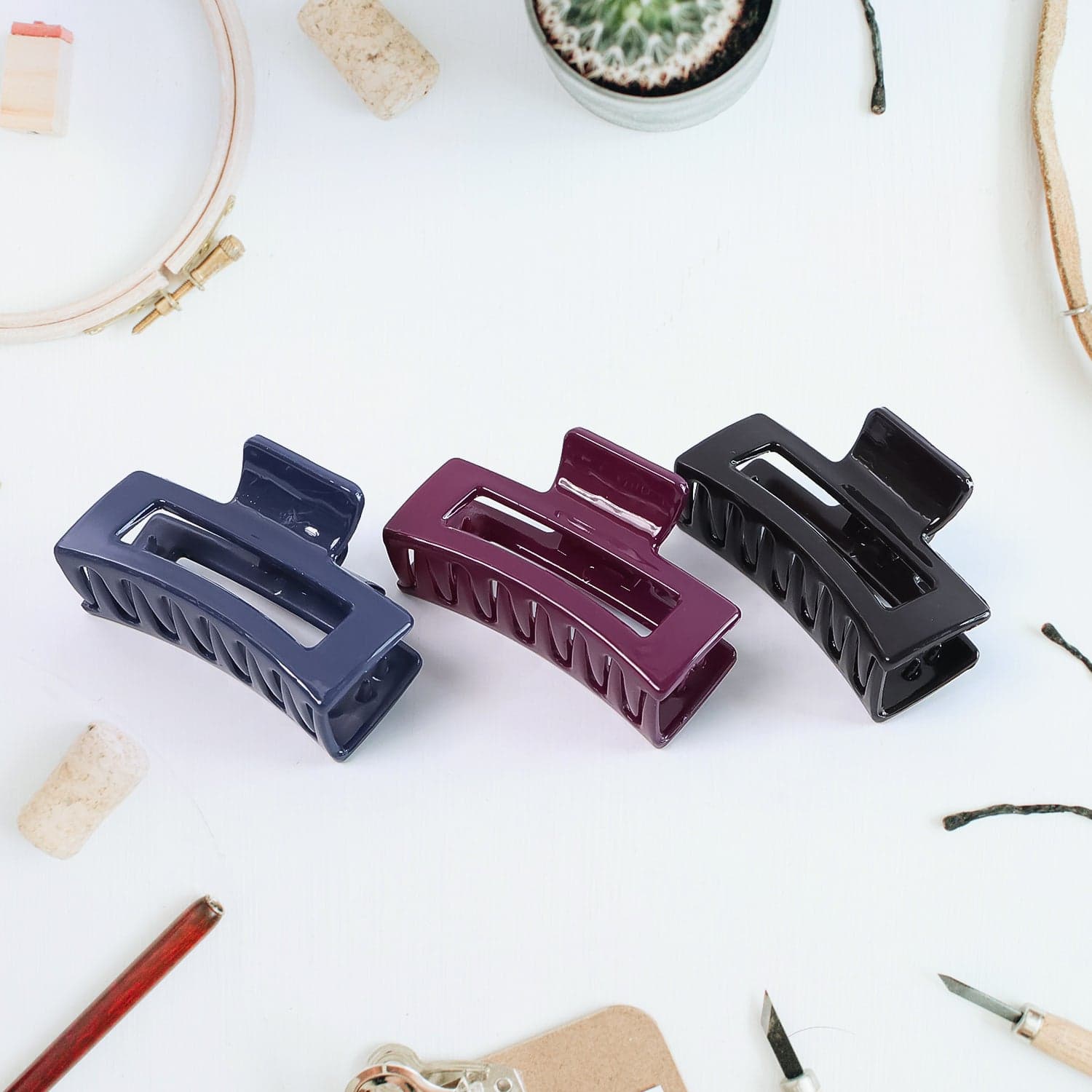 Matte Finish Rectangle Hair Claw Clip for Women and Girls of Assorted Color Pack of 1 Pc thumbnail 4