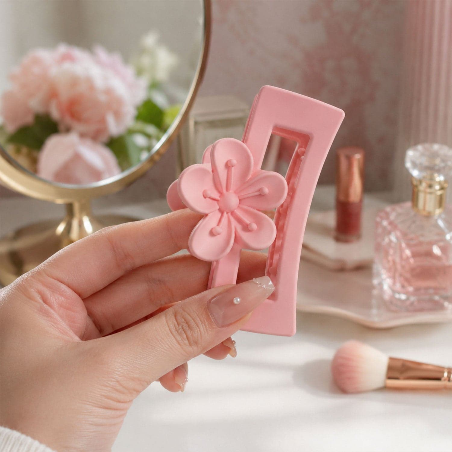 Plastic Hair Claw Clip the Strong Grip & Trendy Design for Women & Girls thumbnail 4