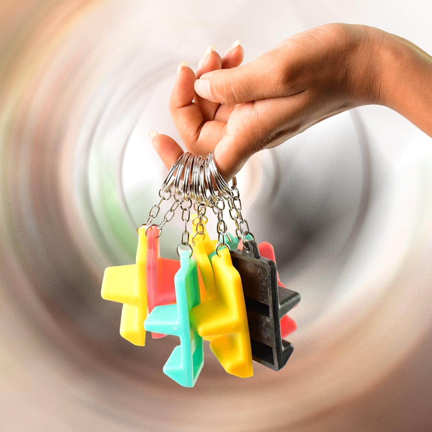 Plastic 2 In 1 Mobile Stand Keychain 9 Pc thumbnail 4