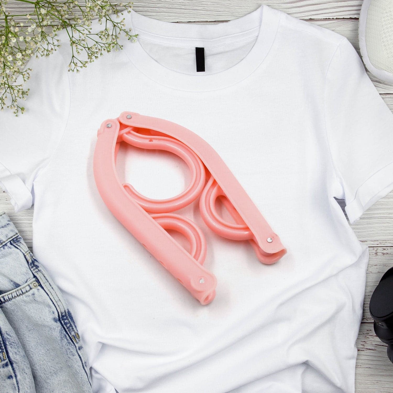 10 Pcs Portable Folding Clothes Hanger Creative Travel Easy to Carry Clothes Hanger for Adults and Children thumbnail 5