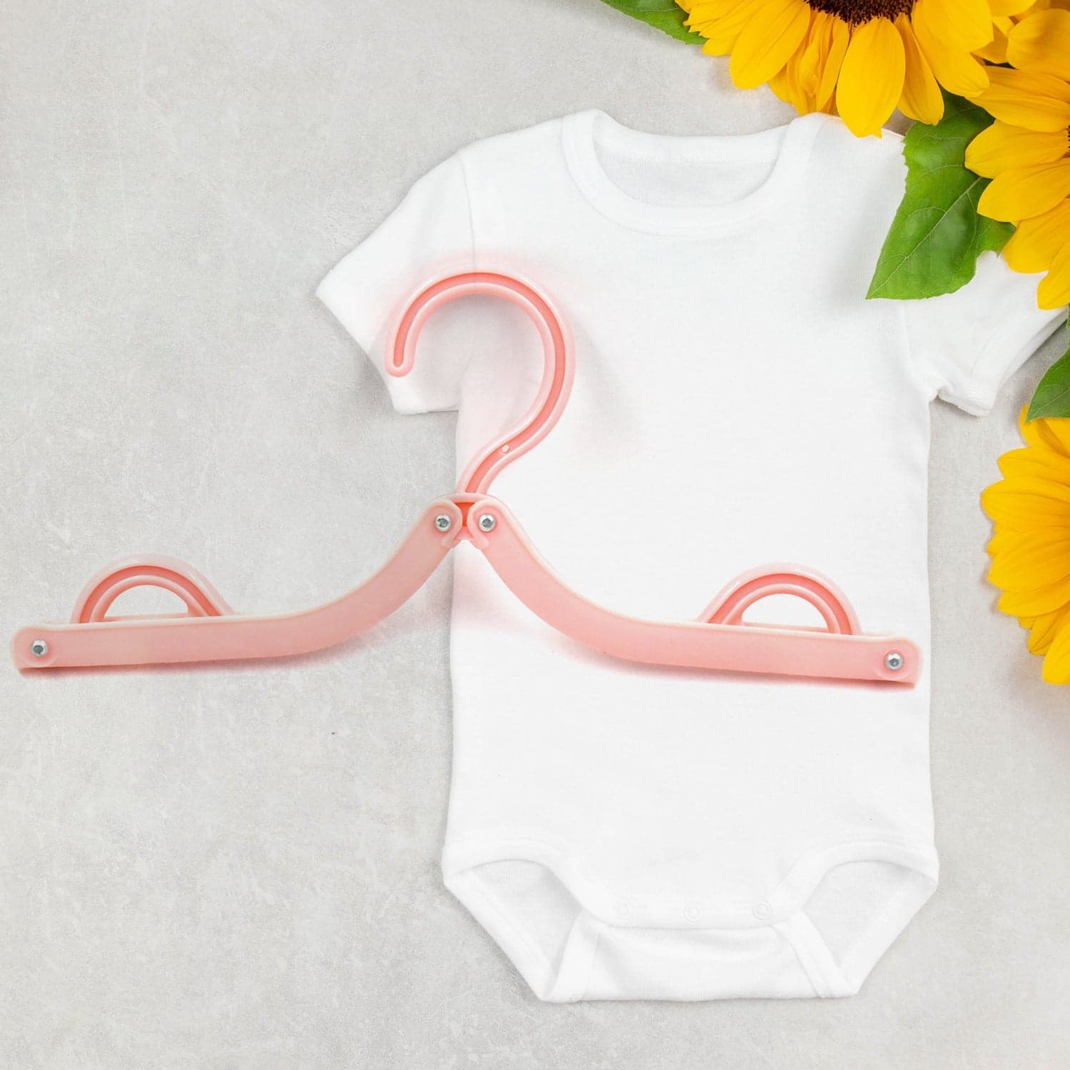10 Pcs Portable Folding Clothes Hanger Creative Travel Easy to Carry Clothes Hanger for Adults and Children thumbnail 6