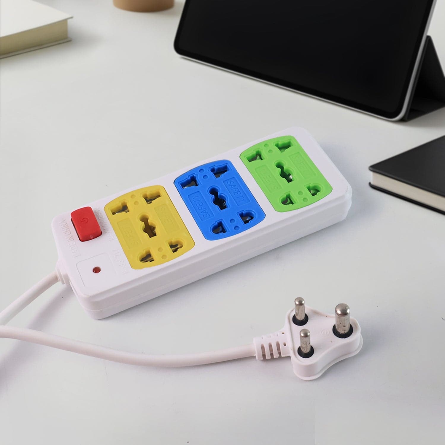 Compact 3 Socket Universal Extension Board 1 Pc thumbnail 3