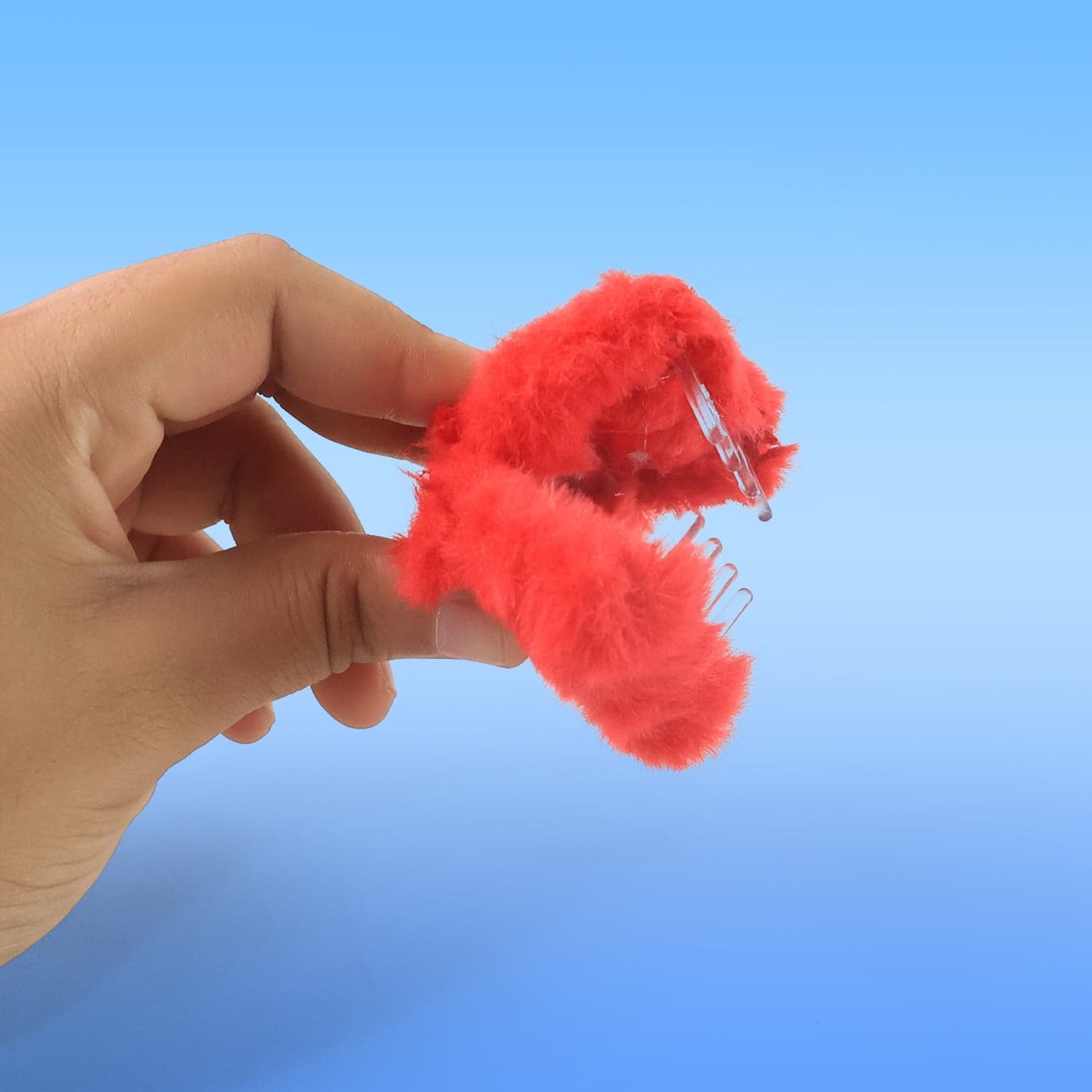Small Ffluffy Hair Clip thumbnail 3