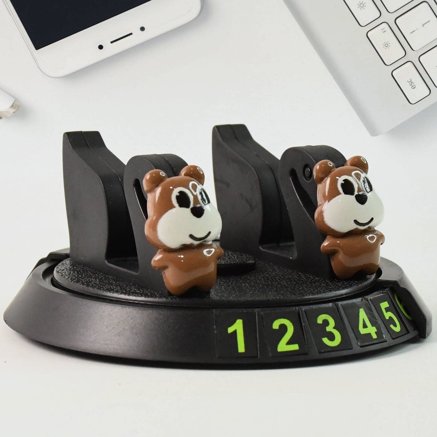 Car Dashboard Mobile Holder thumbnail 2