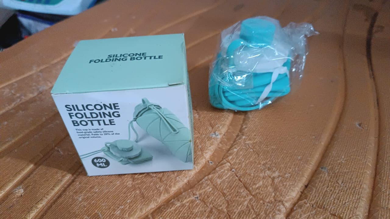 Collapsible Water Bottle 600Ml thumbnail 9