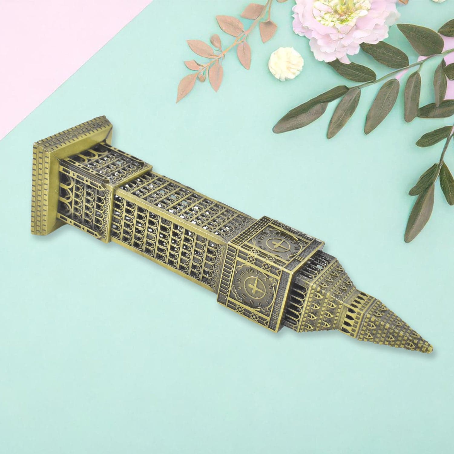 Big Ben London Clock Tower Miniature Metal Statue thumbnail 6