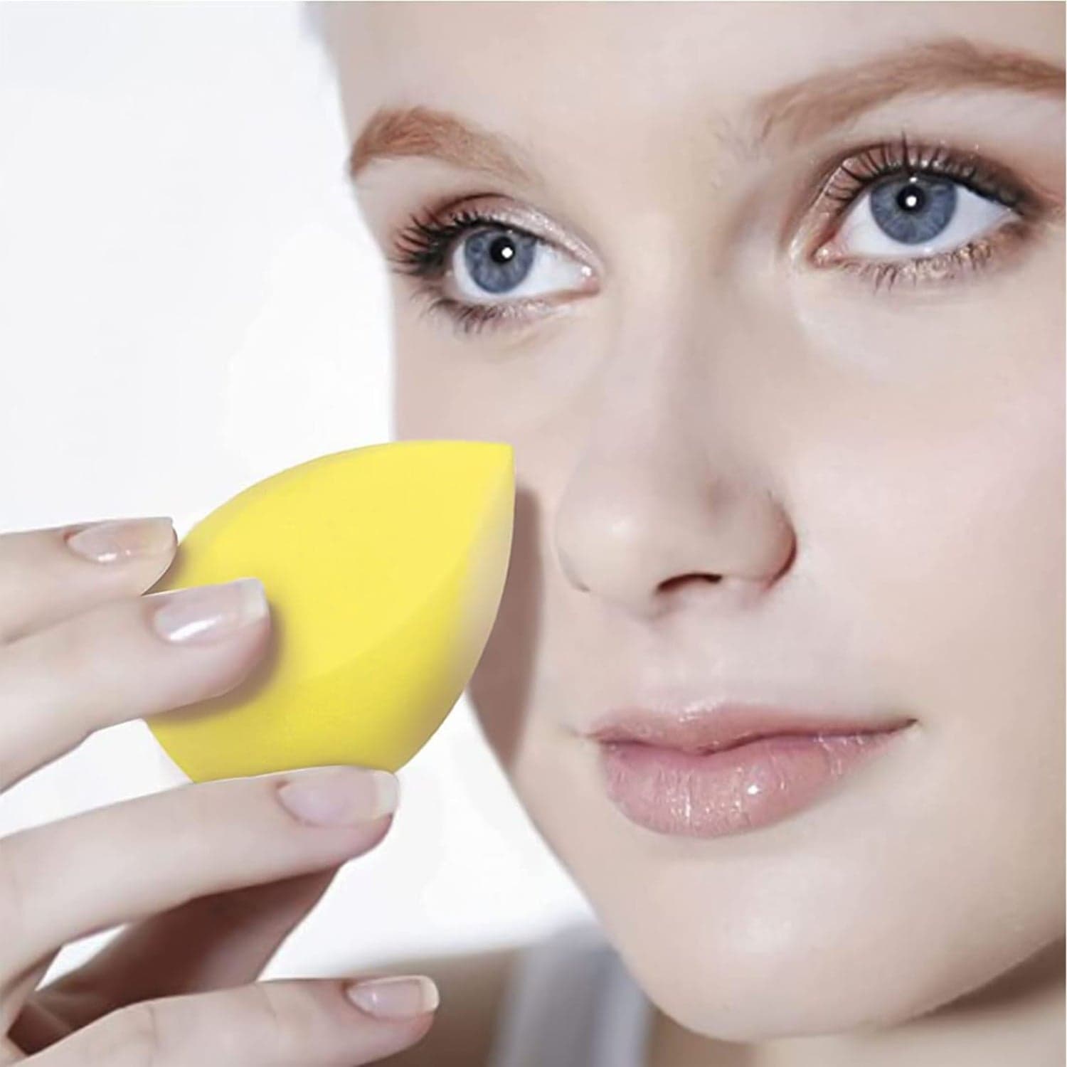 Makeup Sponges Set, Perfect for Liquid, Cream, and Powder (4 Pcs Set With Case) thumbnail 3