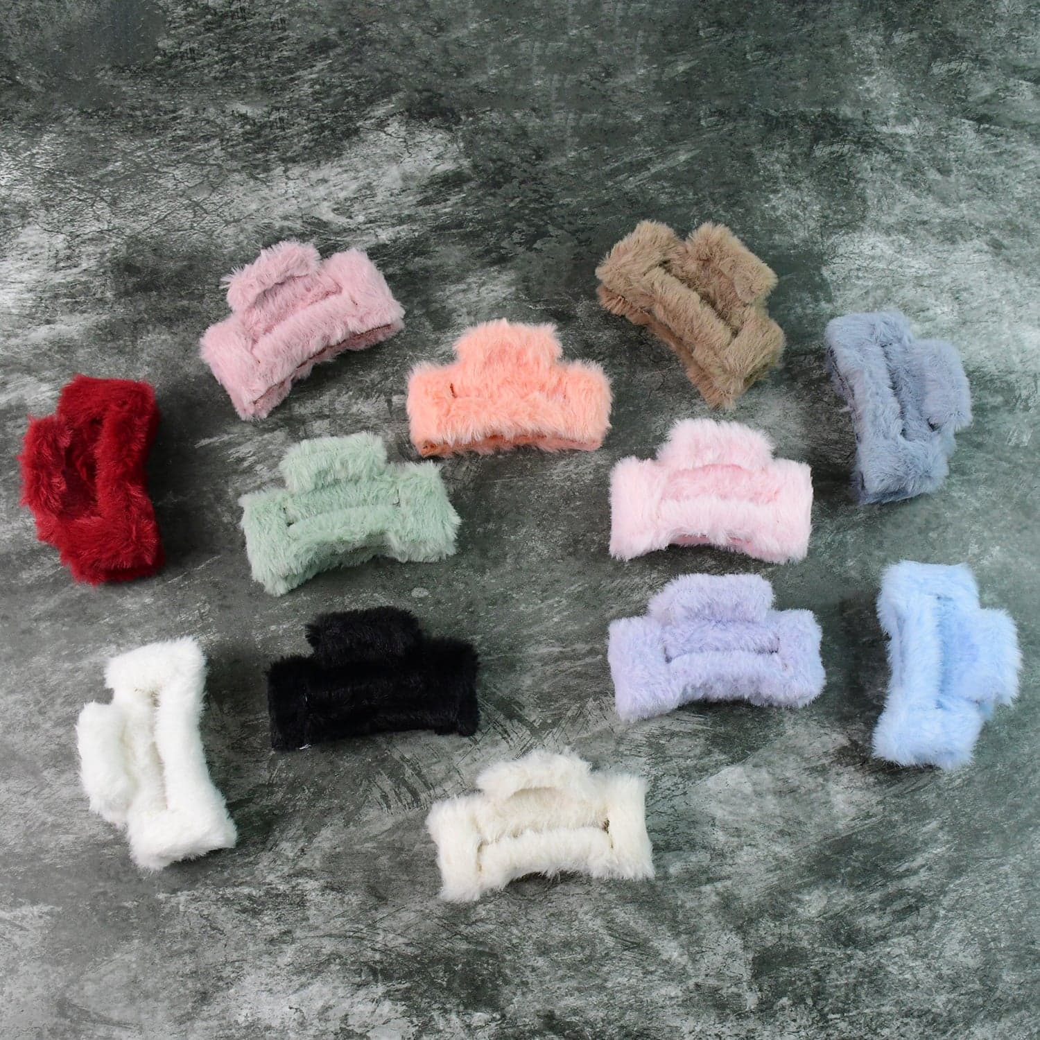 Big Size Soft Faux Fur Hair Claw Clips 12 Pc thumbnail 2