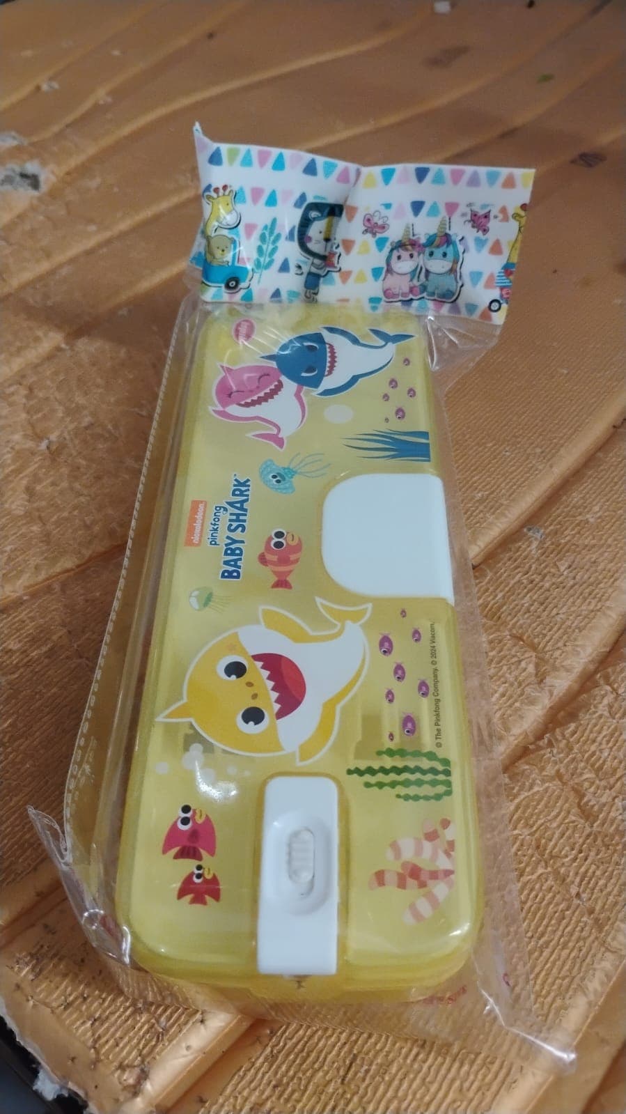 Plastic Pencil Box With Led Light Cartoon Print 1 Pc thumbnail 6