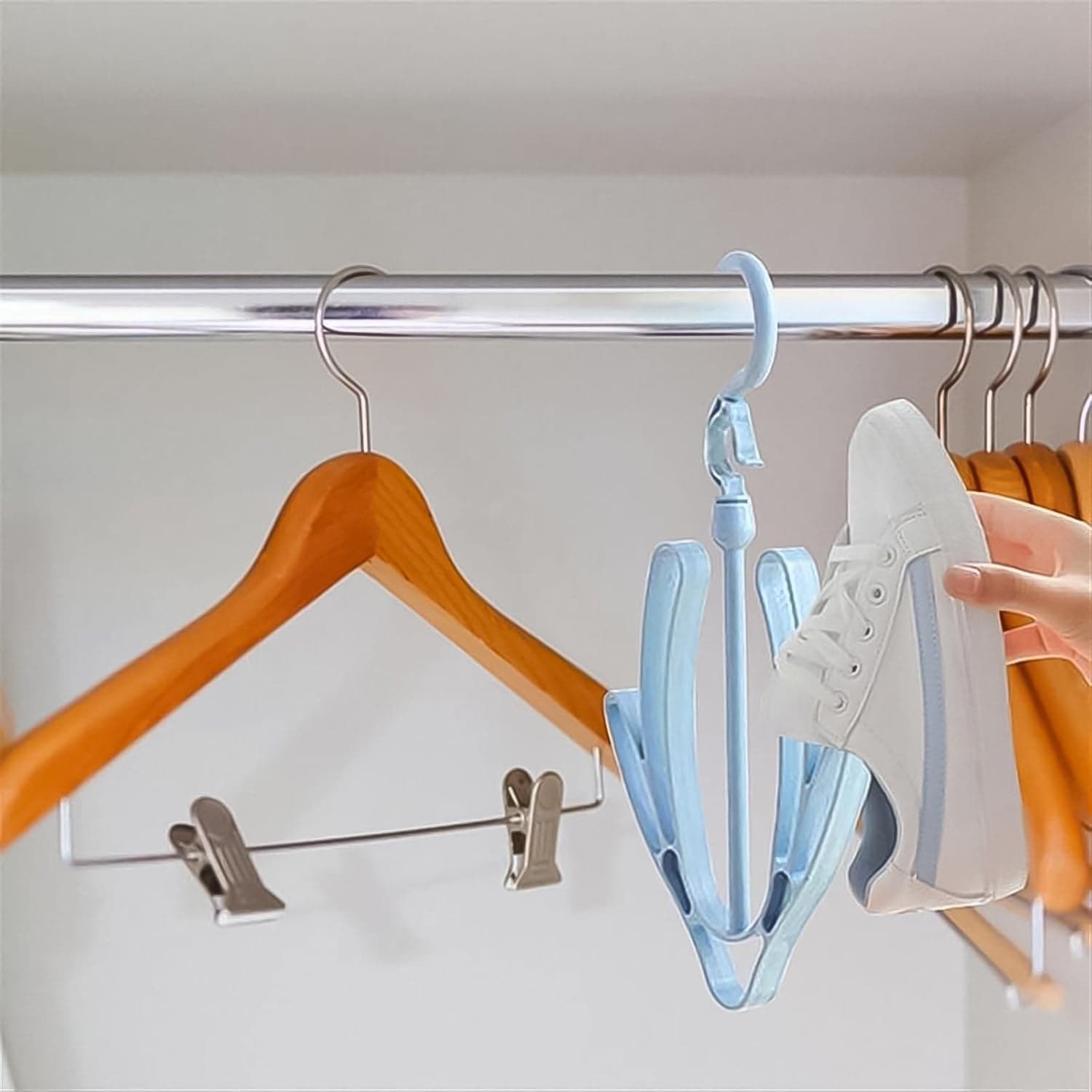 Small Shoes Drying Hanger, Rotatable Shoe Hanging Racks (1pc) thumbnail 4