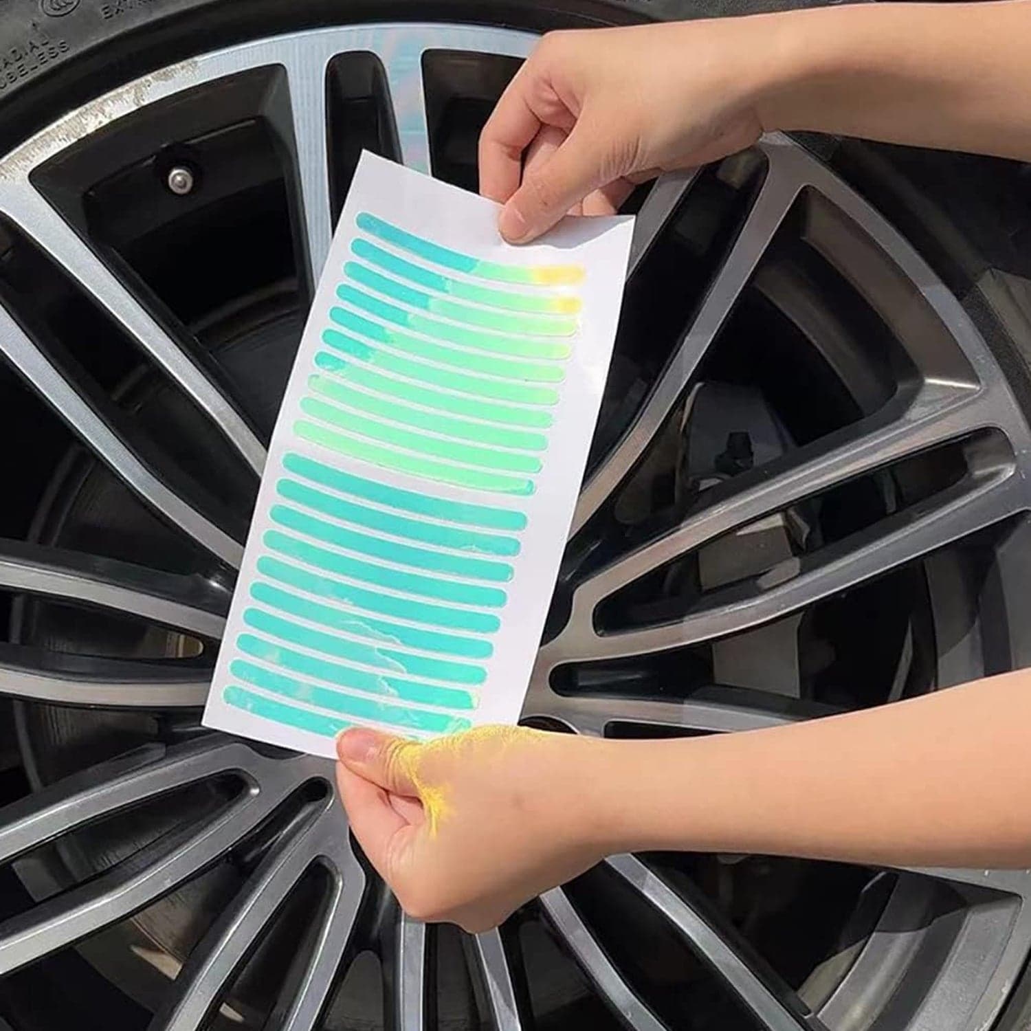 Car Wheel Hub Reflective Car Stickers, Night Warning Stickers (20 Pcs Set/ Multicolored) thumbnail 3