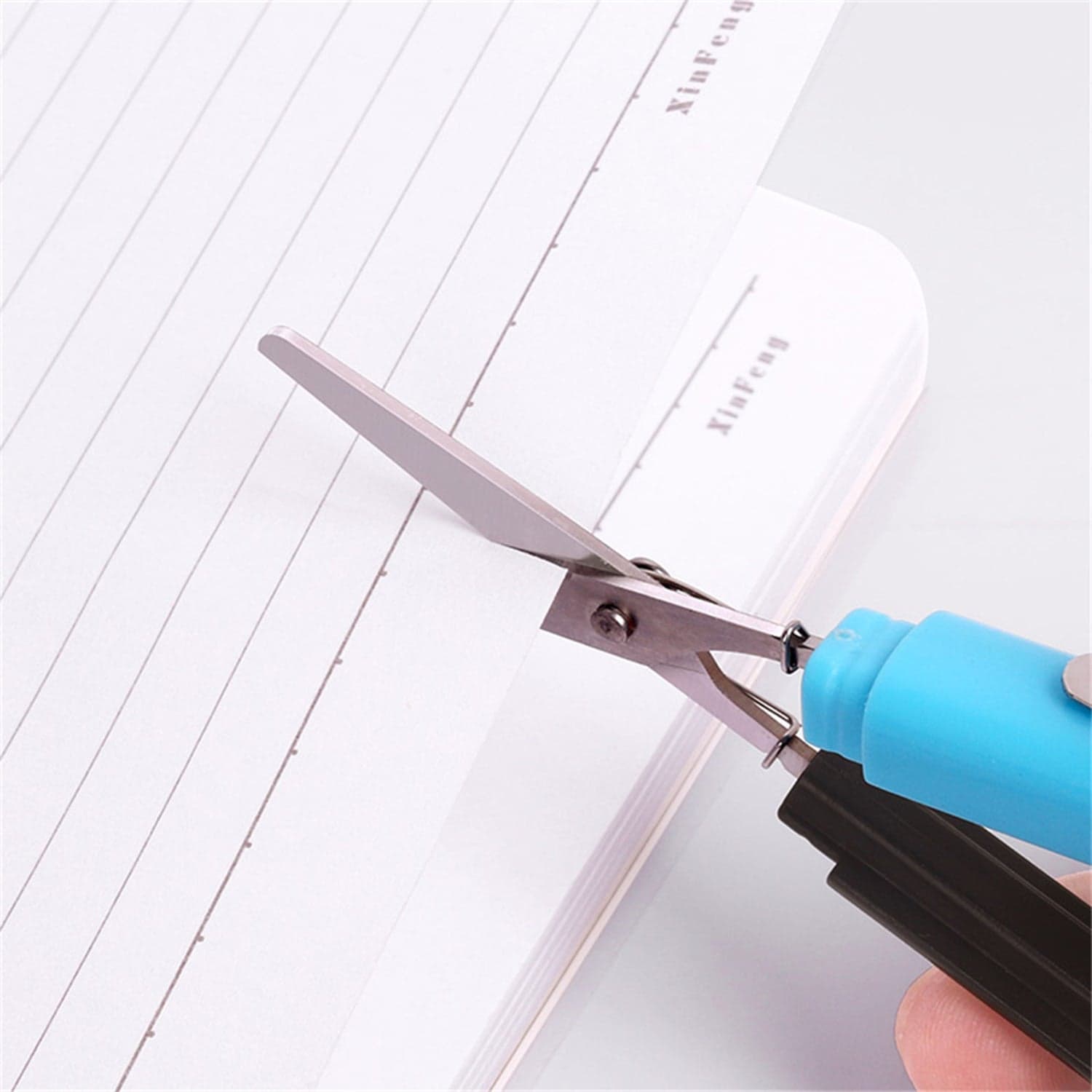 Pen Scissor Used To Be A Normal Scissor With An Attractive Pen Shaped Design. thumbnail 1